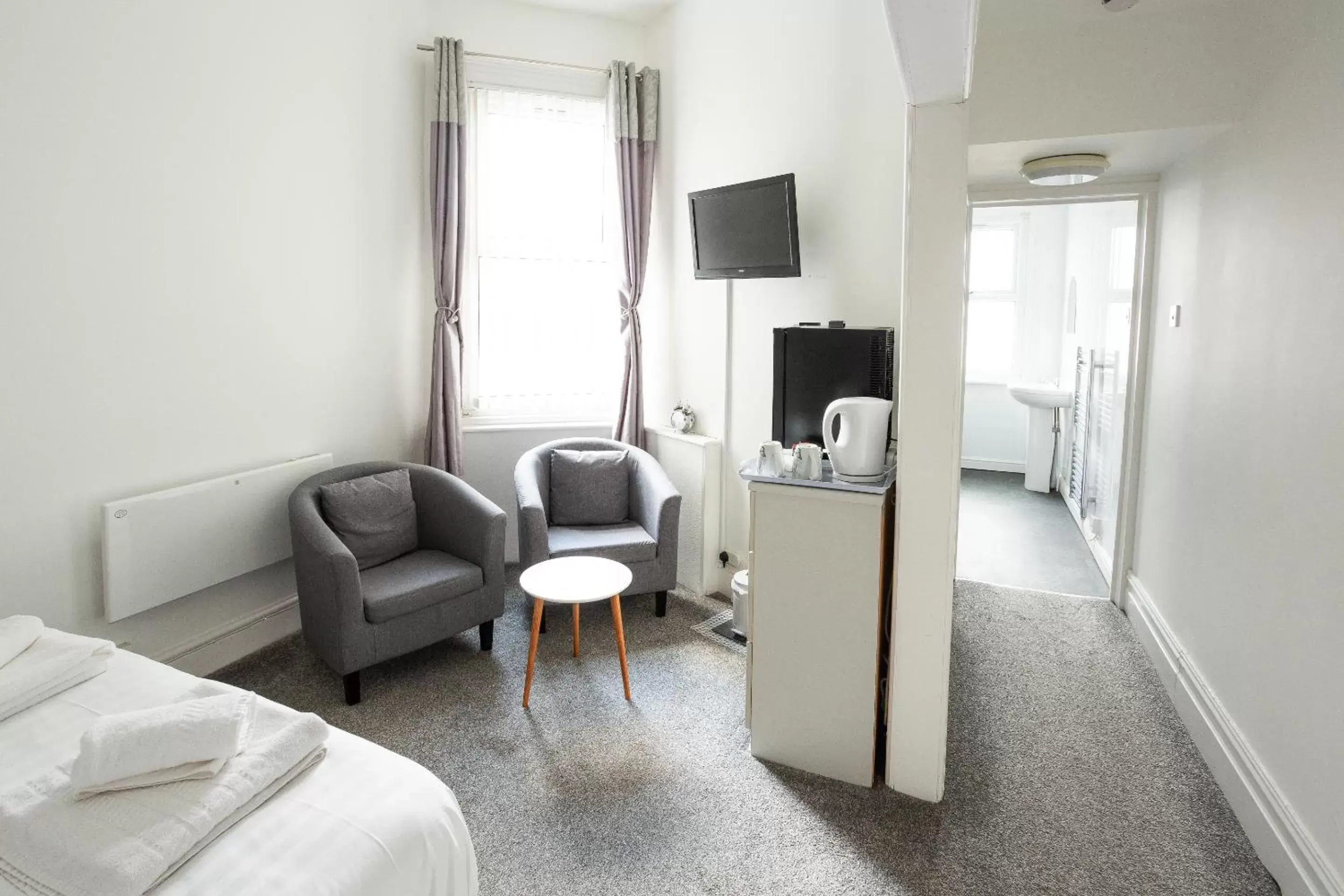 Double Room with Private Bathroom in The Sea Lynn Double Room with Private Bathroom in The Sea Lynn