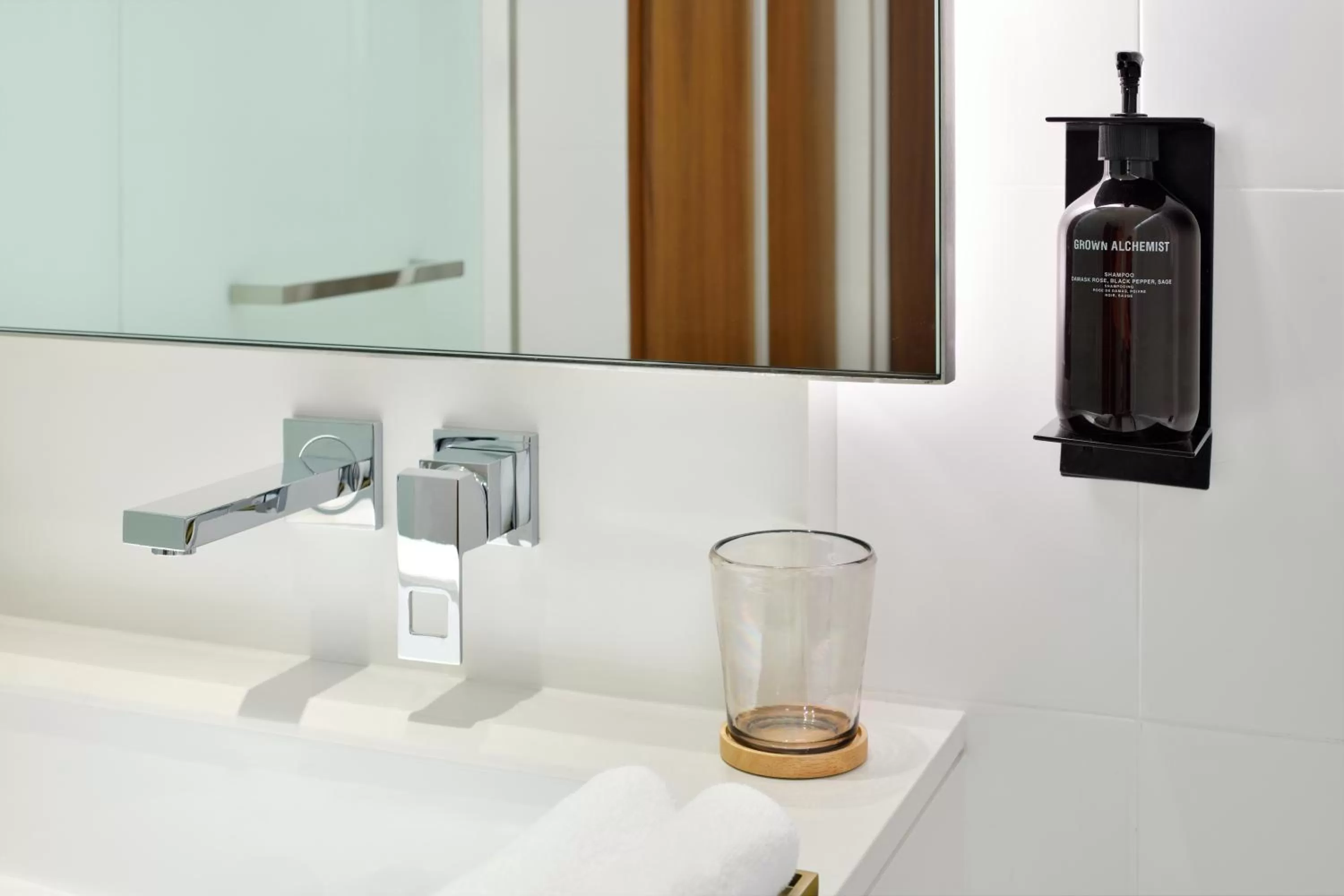 Toilet in Vida Emirates Hills