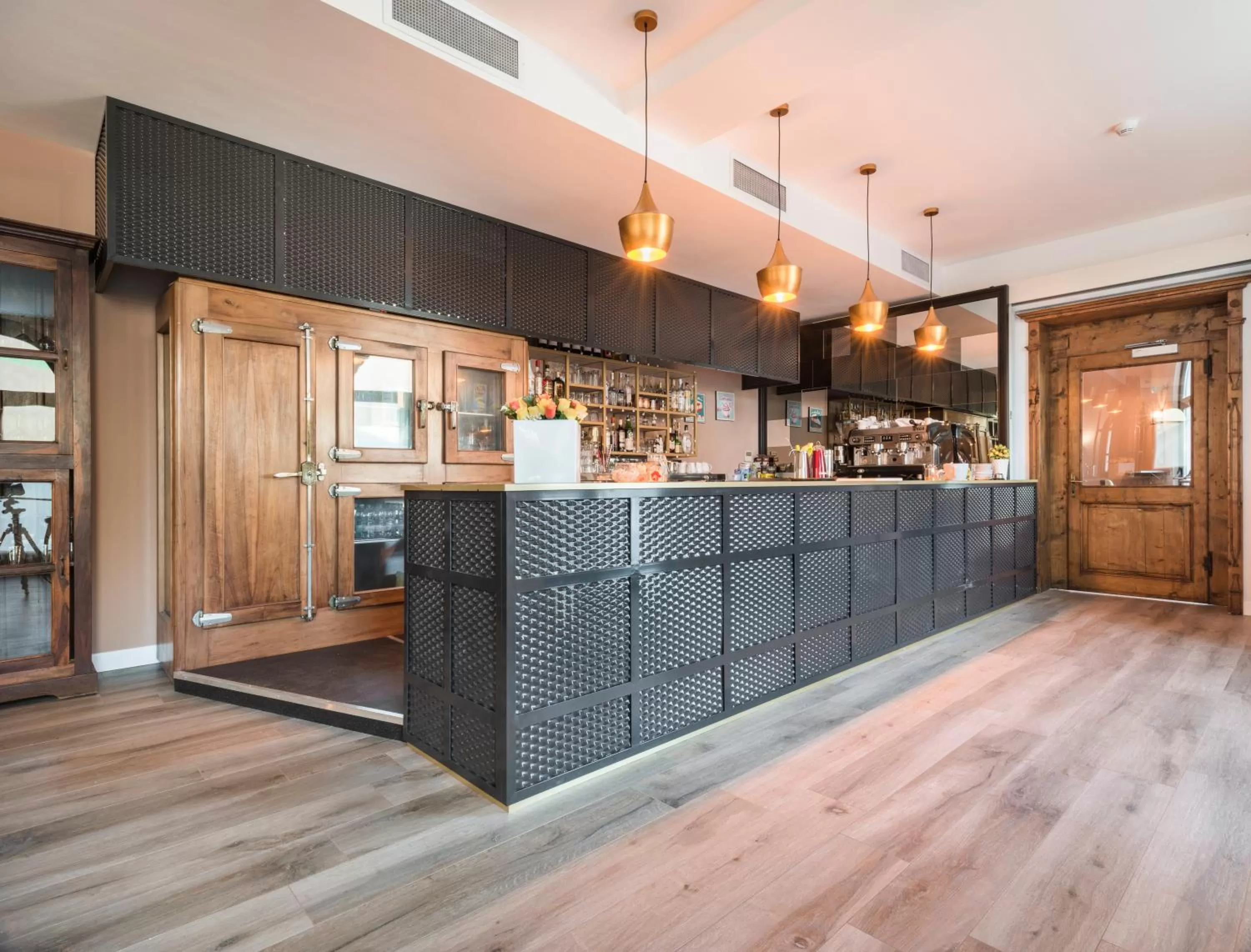 Lounge or bar in Rivalta Life Style Hotel