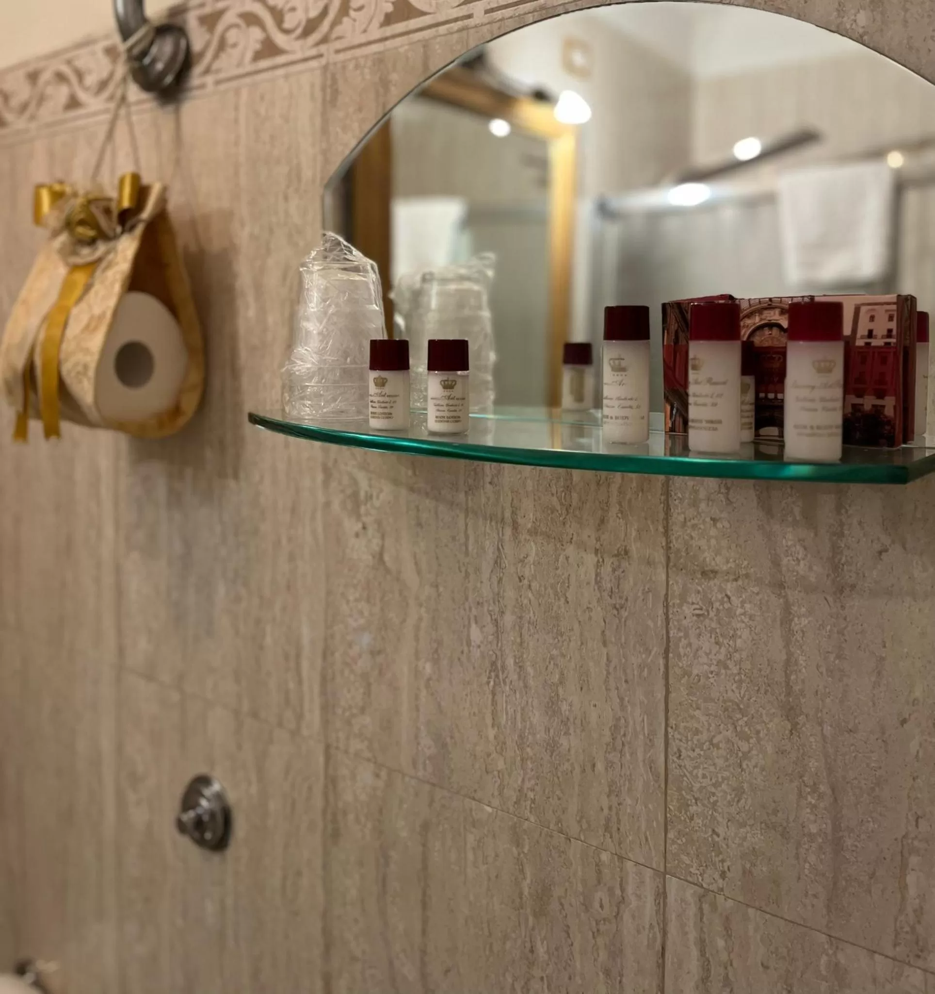 Bathroom in B&B Art Suite Santa Brigida