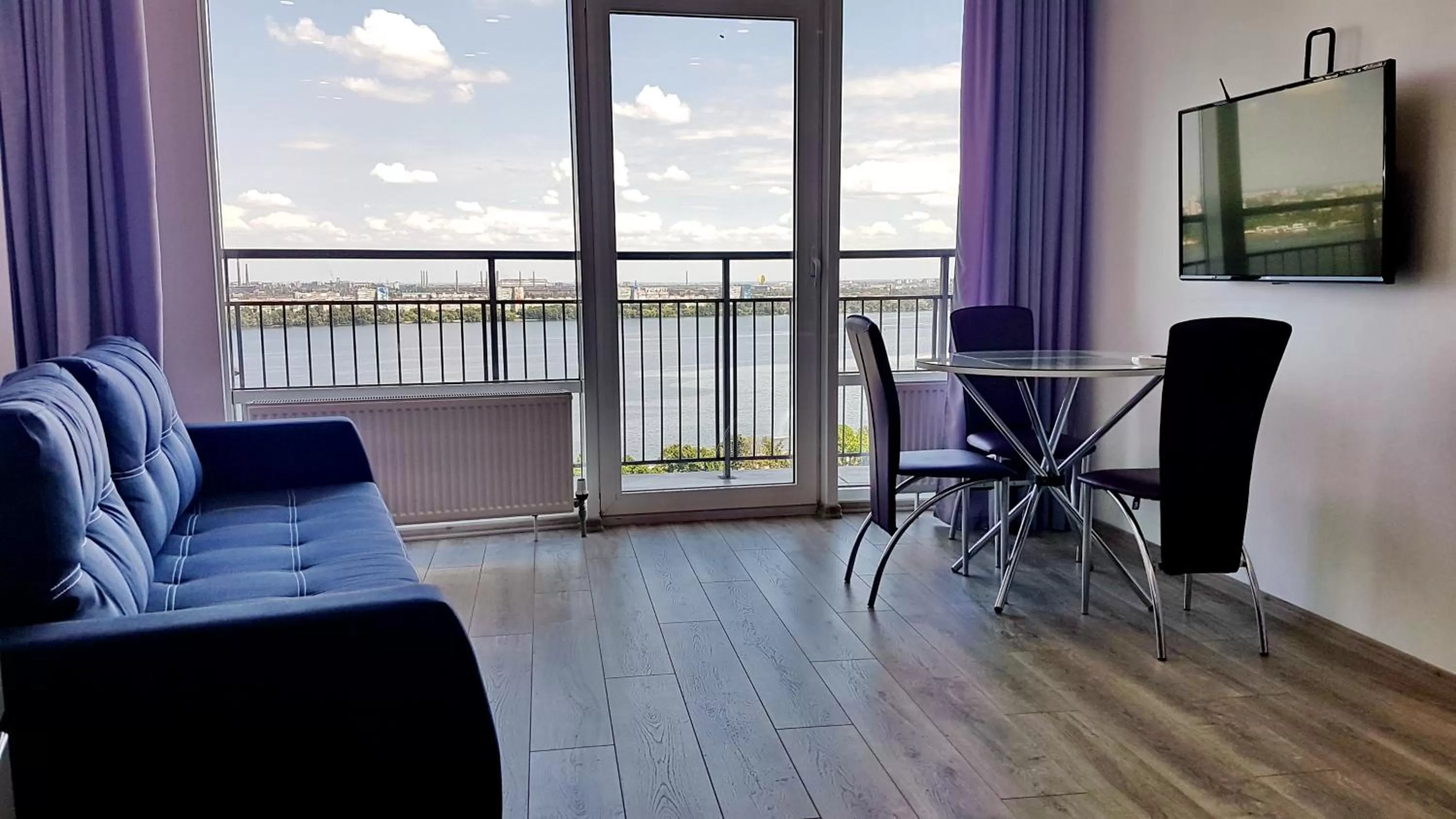 Apartment with Balcony in Most City Apart-Hotel
