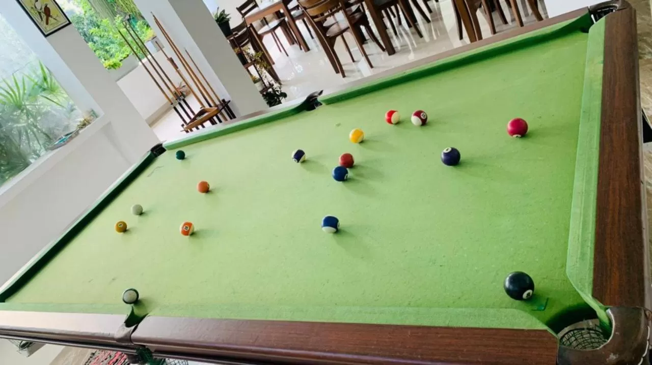 Billiard, Billiards in Kandy Rivers Edge Nature Resort