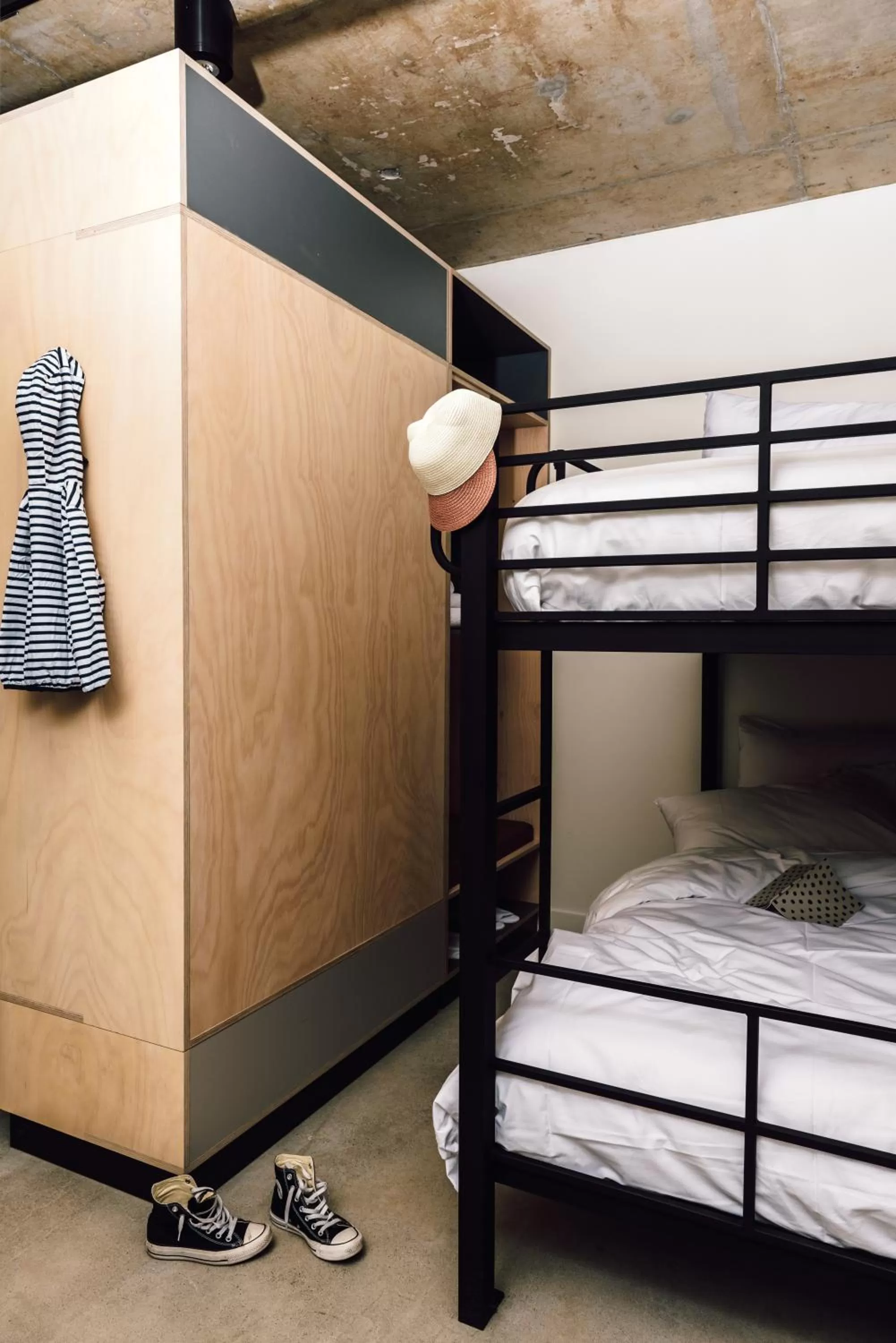 bunk bed, Bed in Veriu Broadway