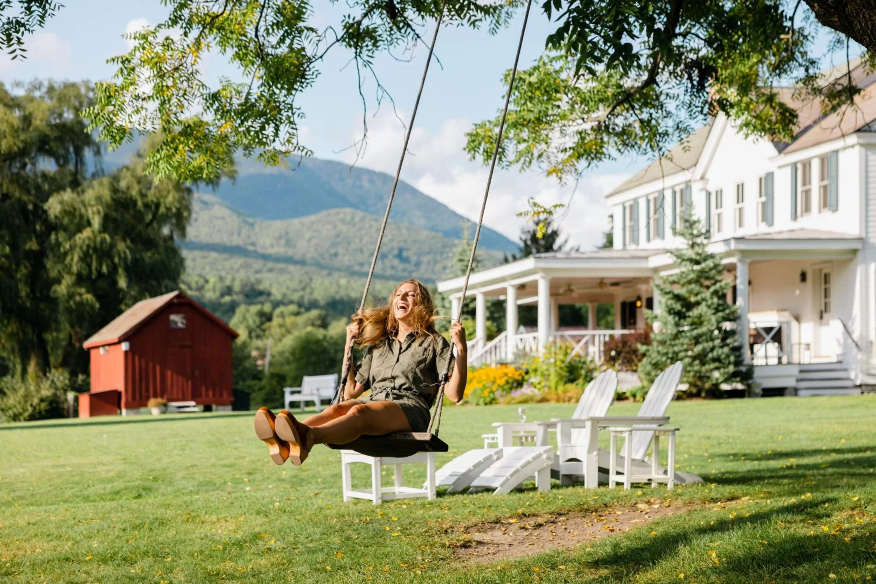 Game Room in Hill Farm Inn - Manchester