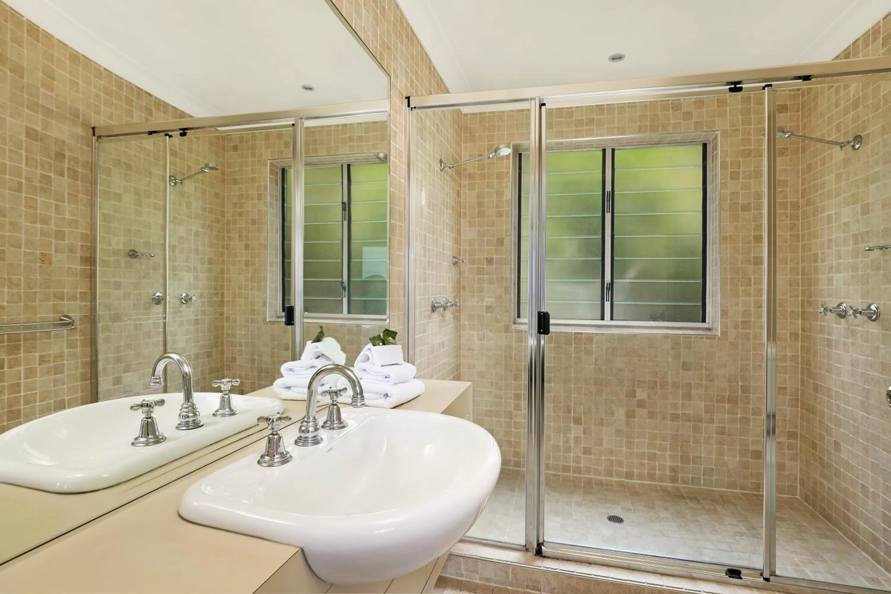 Andari Holiday Apartments