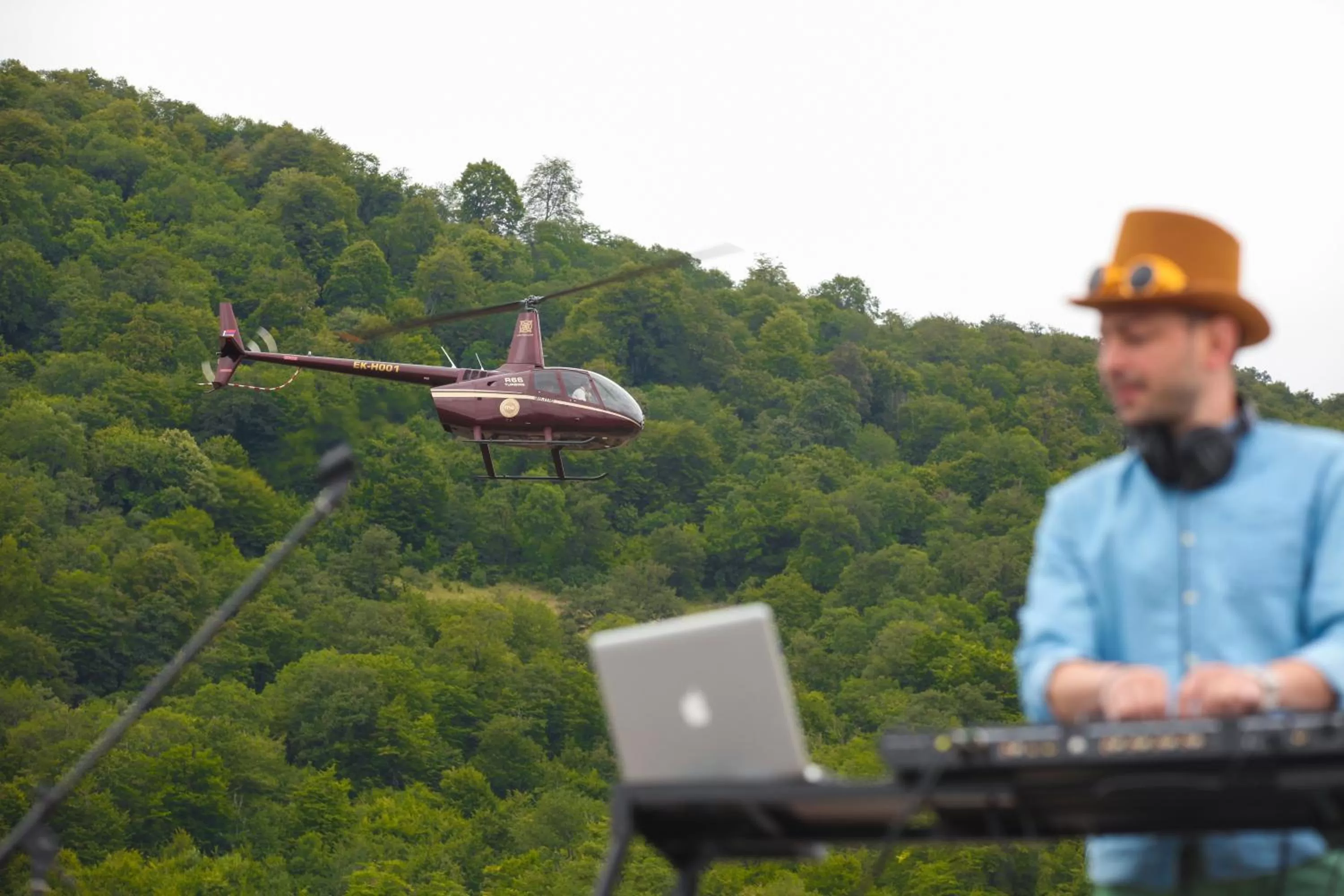 Evening entertainment in Apaga Resort
