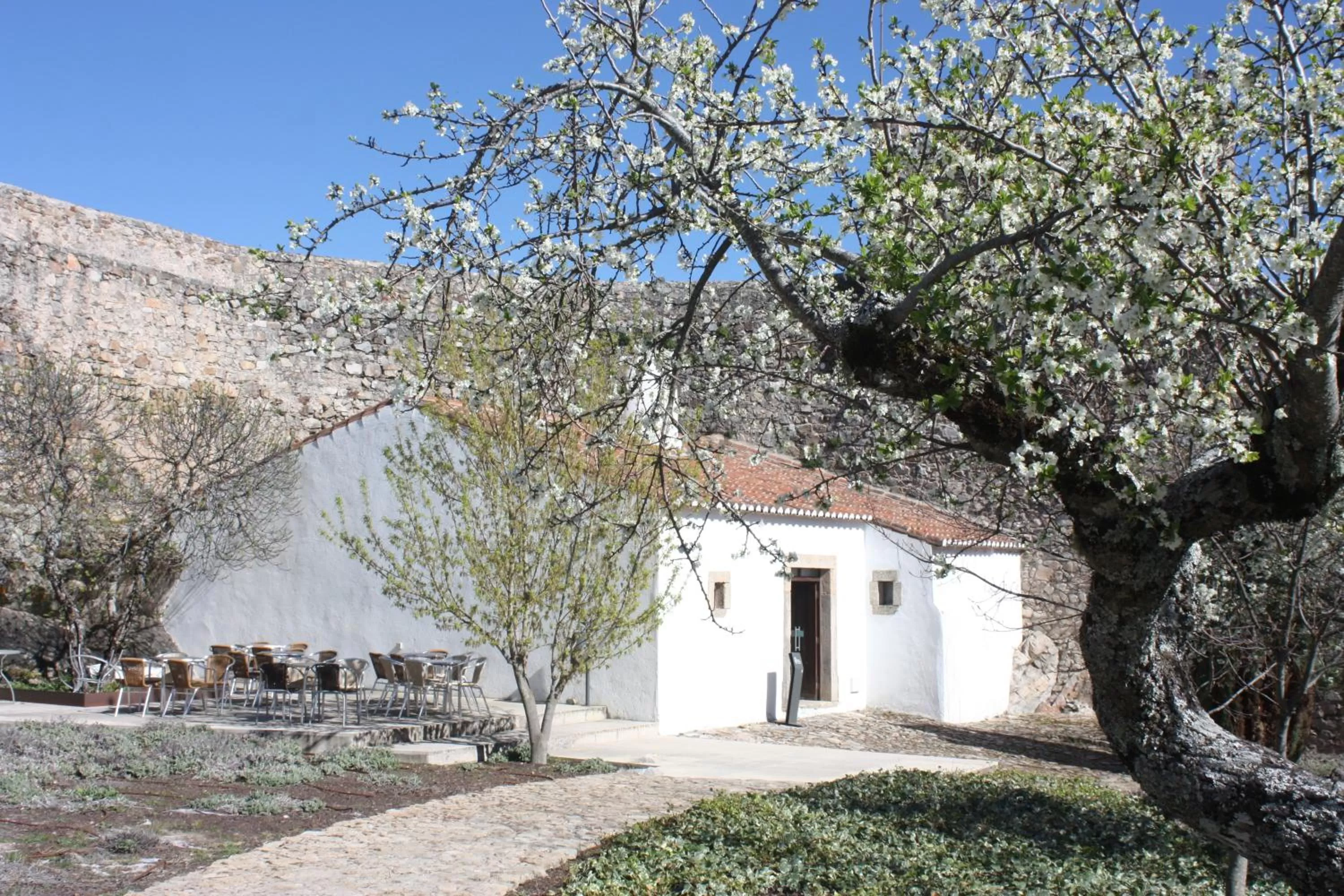 Hiking in Dom Dinis Marvão