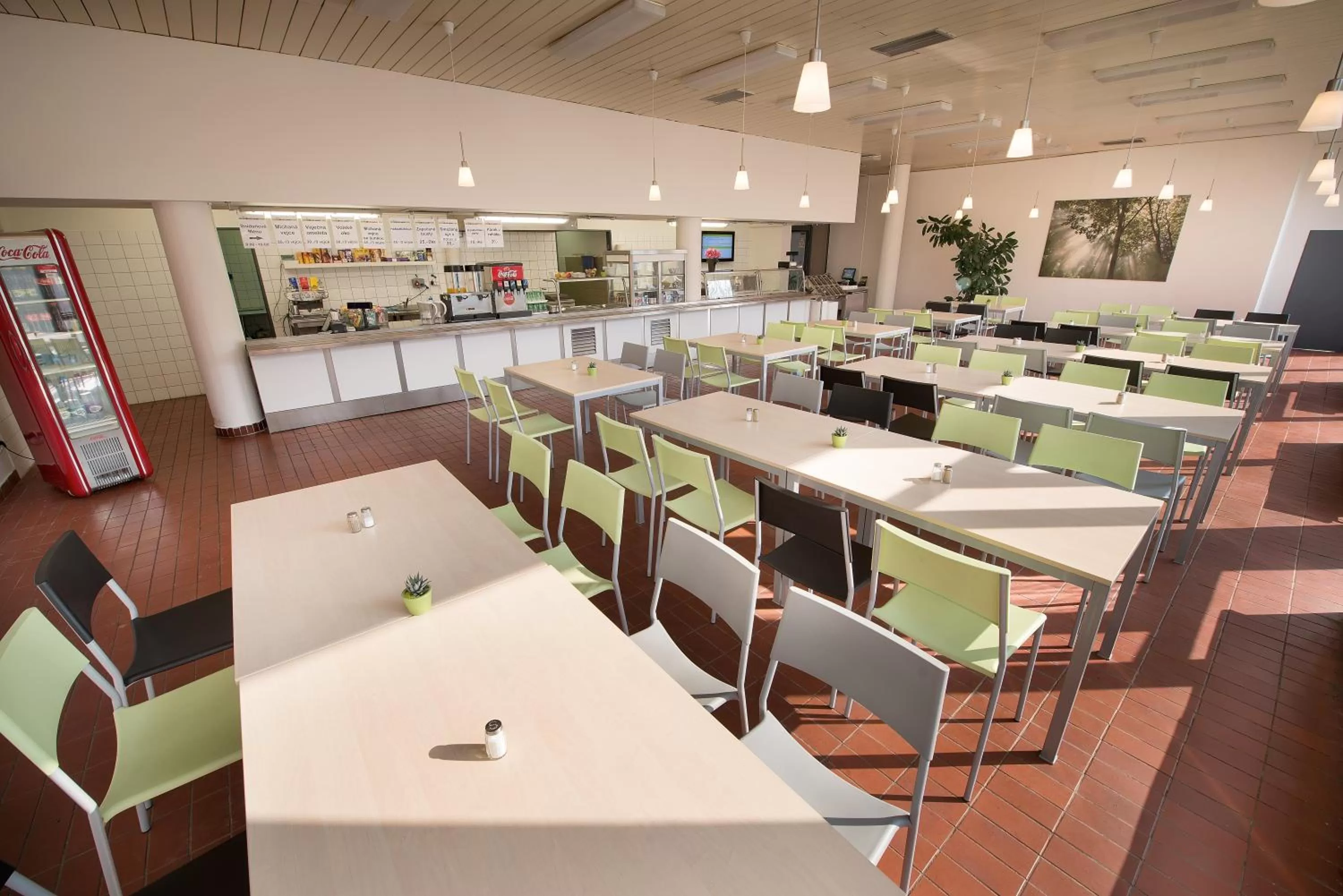 Restaurant/places to eat in Hotel Energie