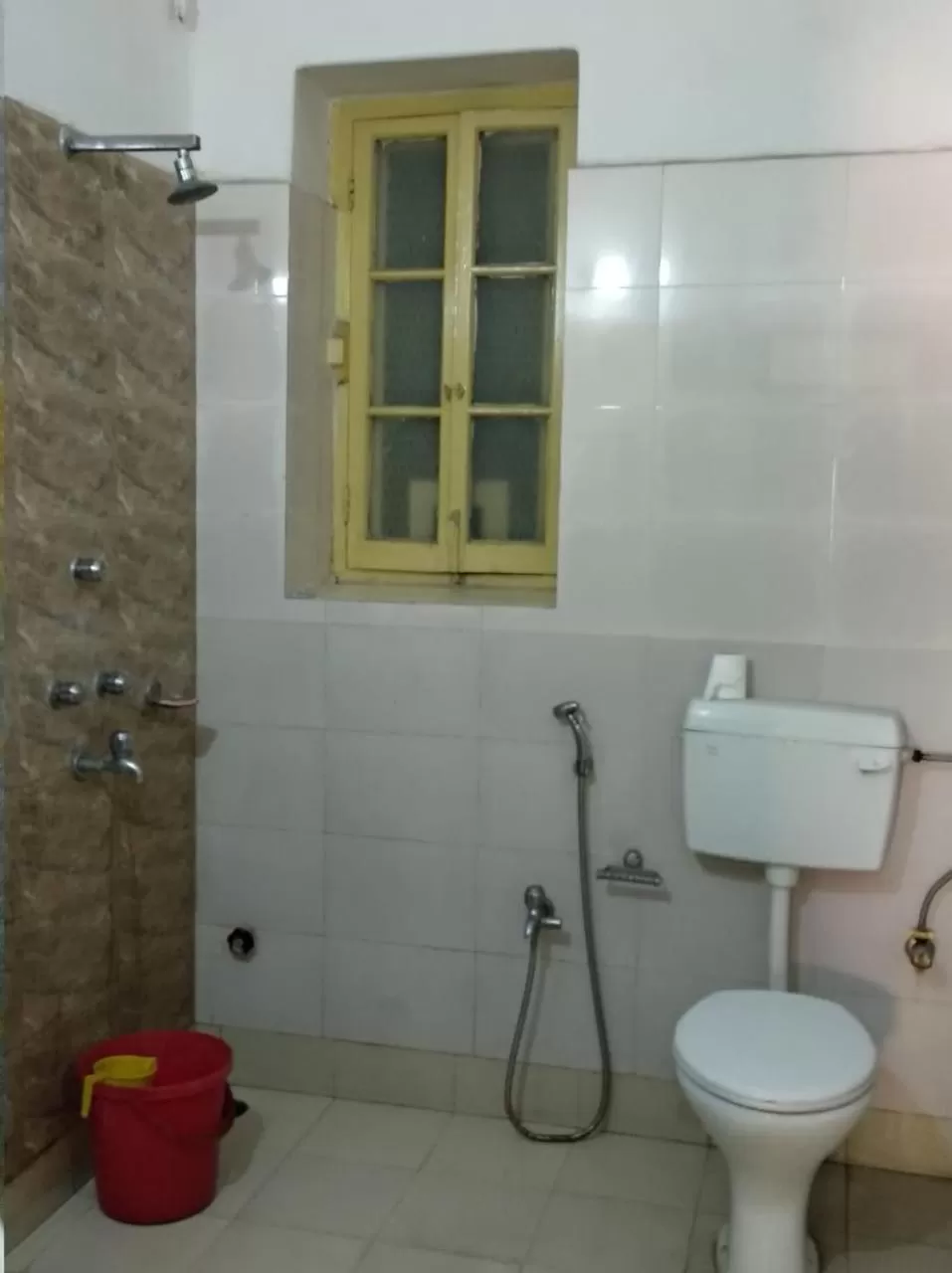 Bathroom in YWCA GALLWAY GUEST HOUSE