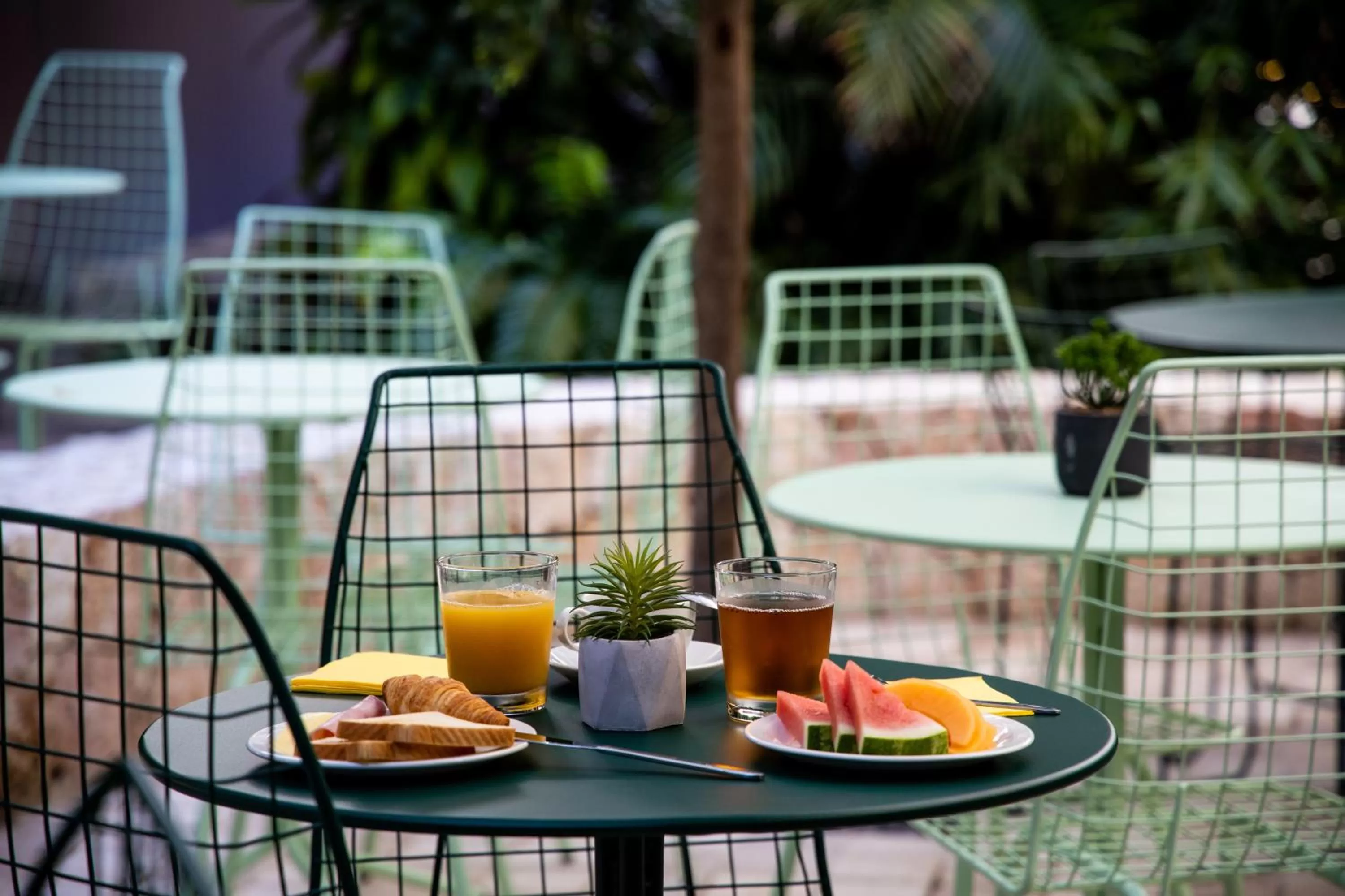 Breakfast in Centr'Hotel