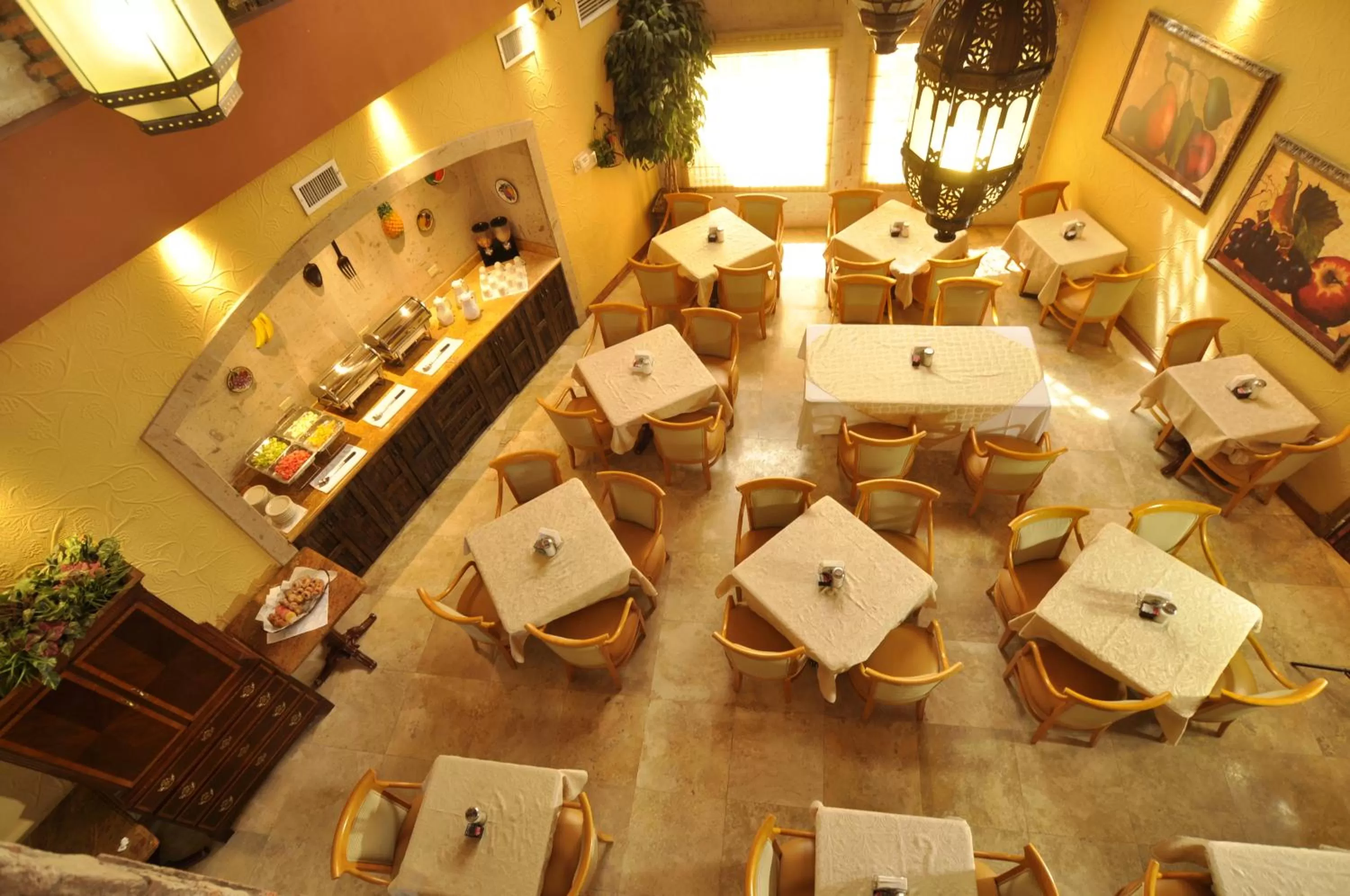 Restaurant/places to eat in Hotel María Bonita Consulado Americano