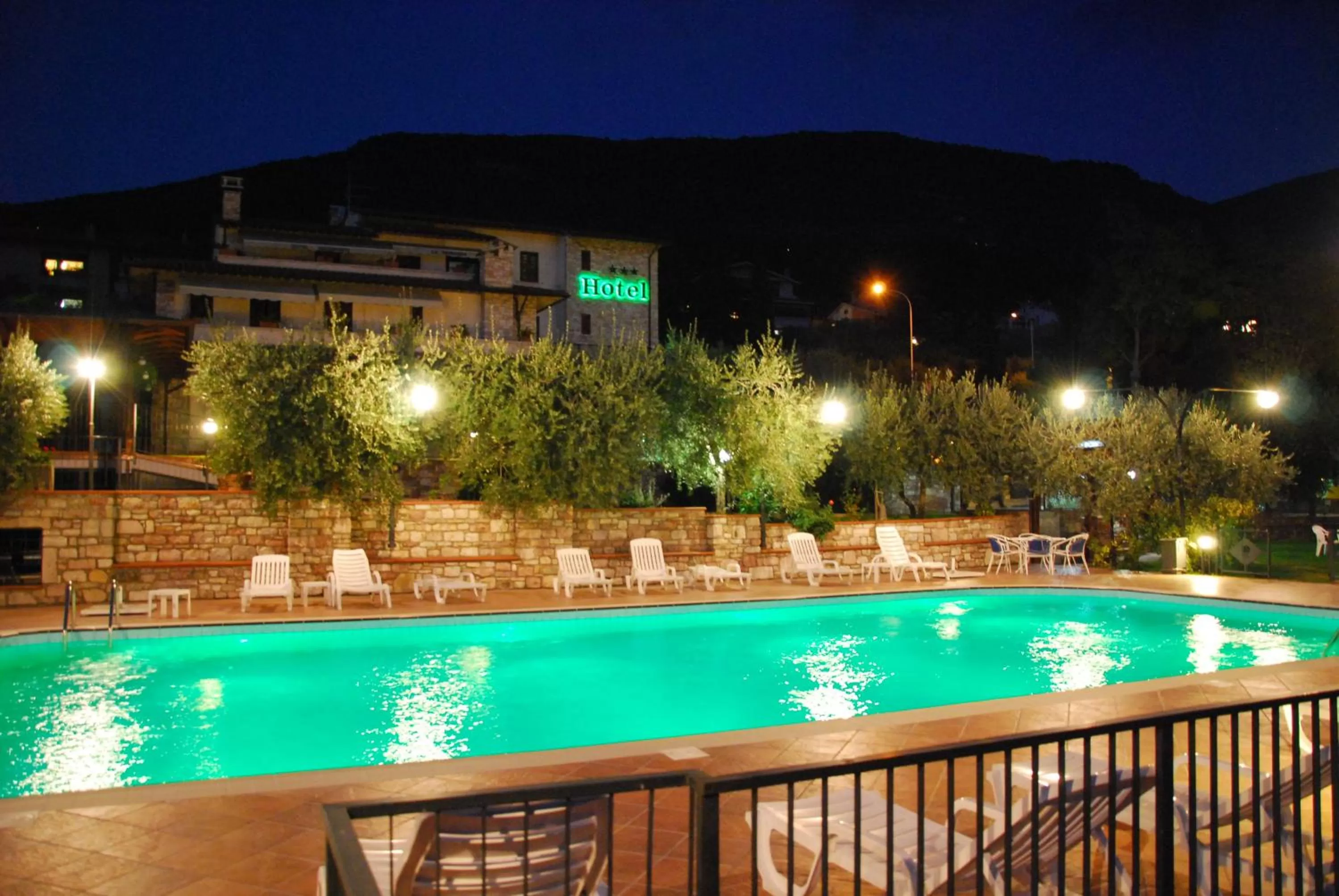 Swimming pool in Hotel La Terrazza RESTAURANT & SPA