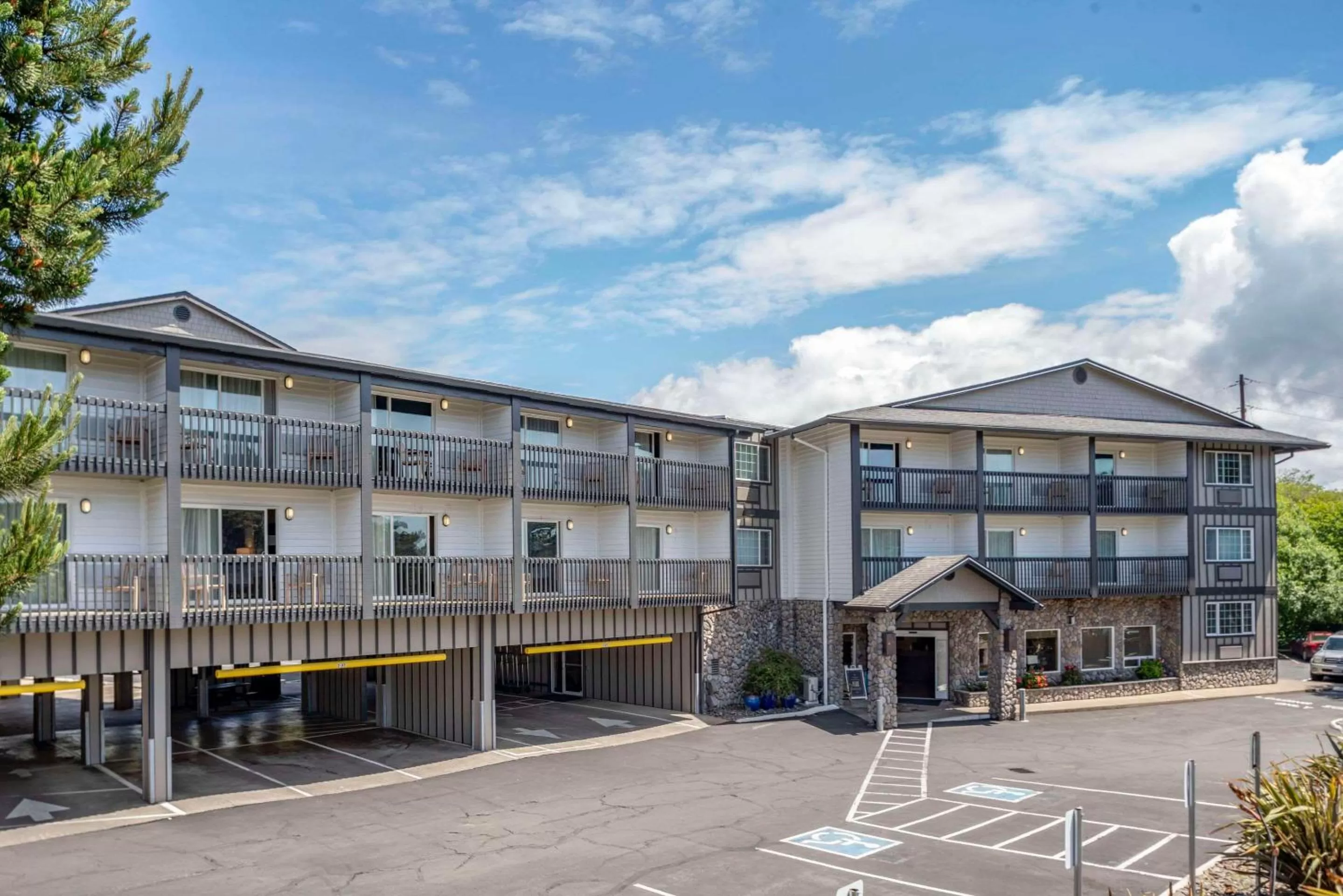 Comfort Inn & Suites Lincoln City