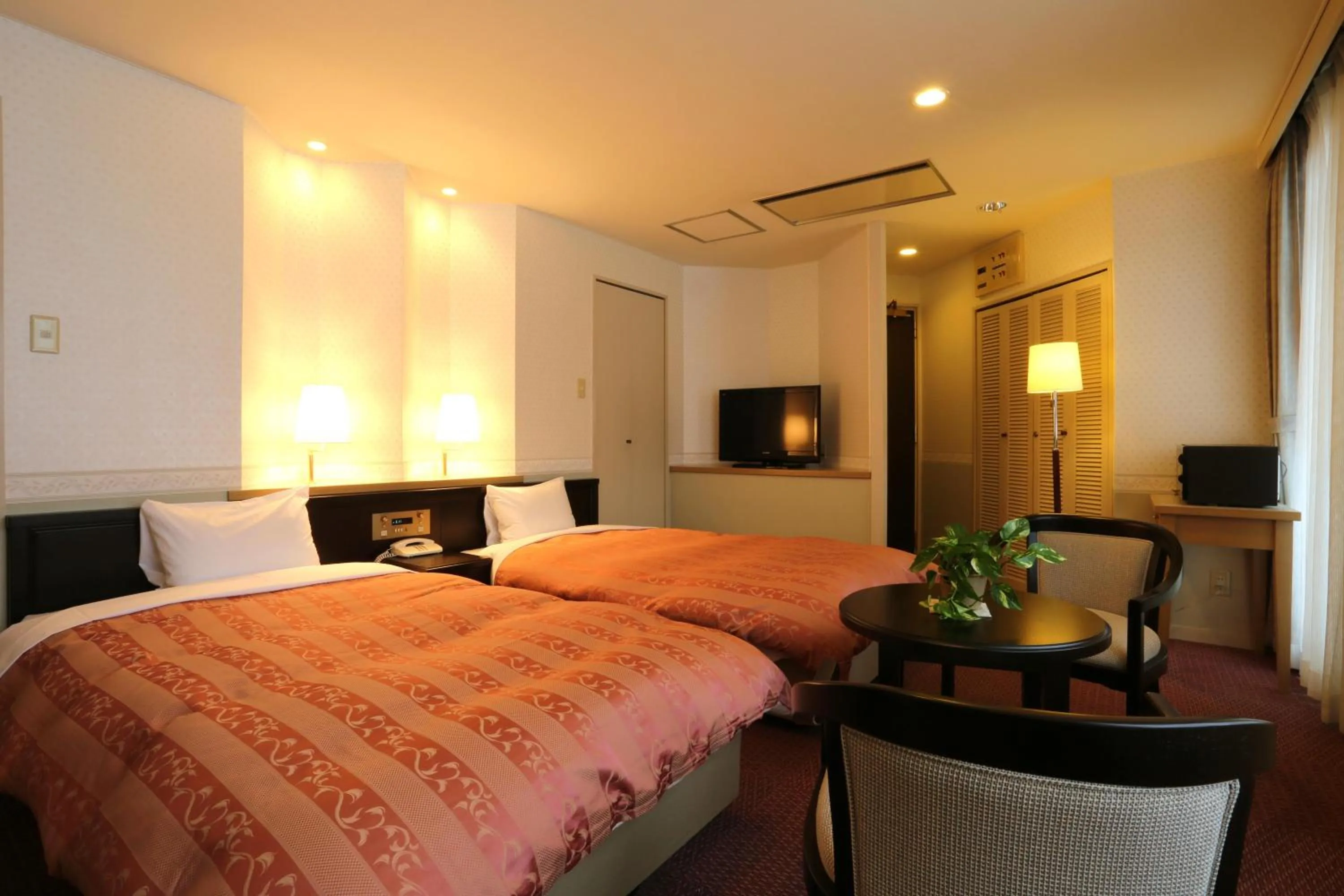 Photo of the whole room, Bed in Hotel Hakuba