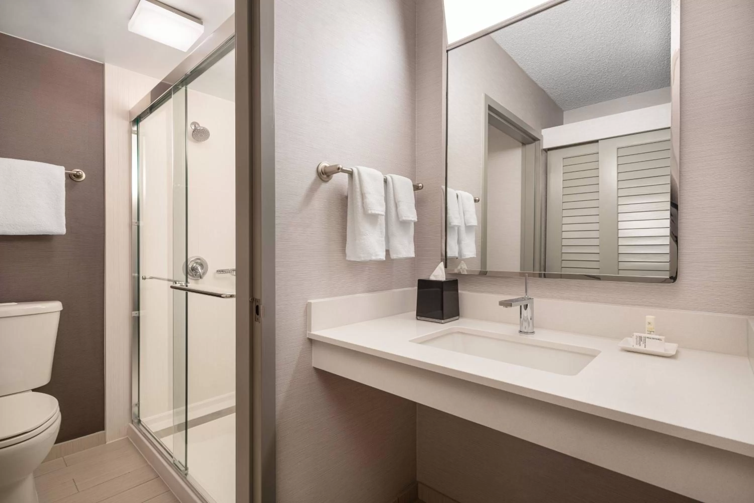 Bathroom in Courtyard by Marriott Los Angeles Hacienda Heights Orange County
