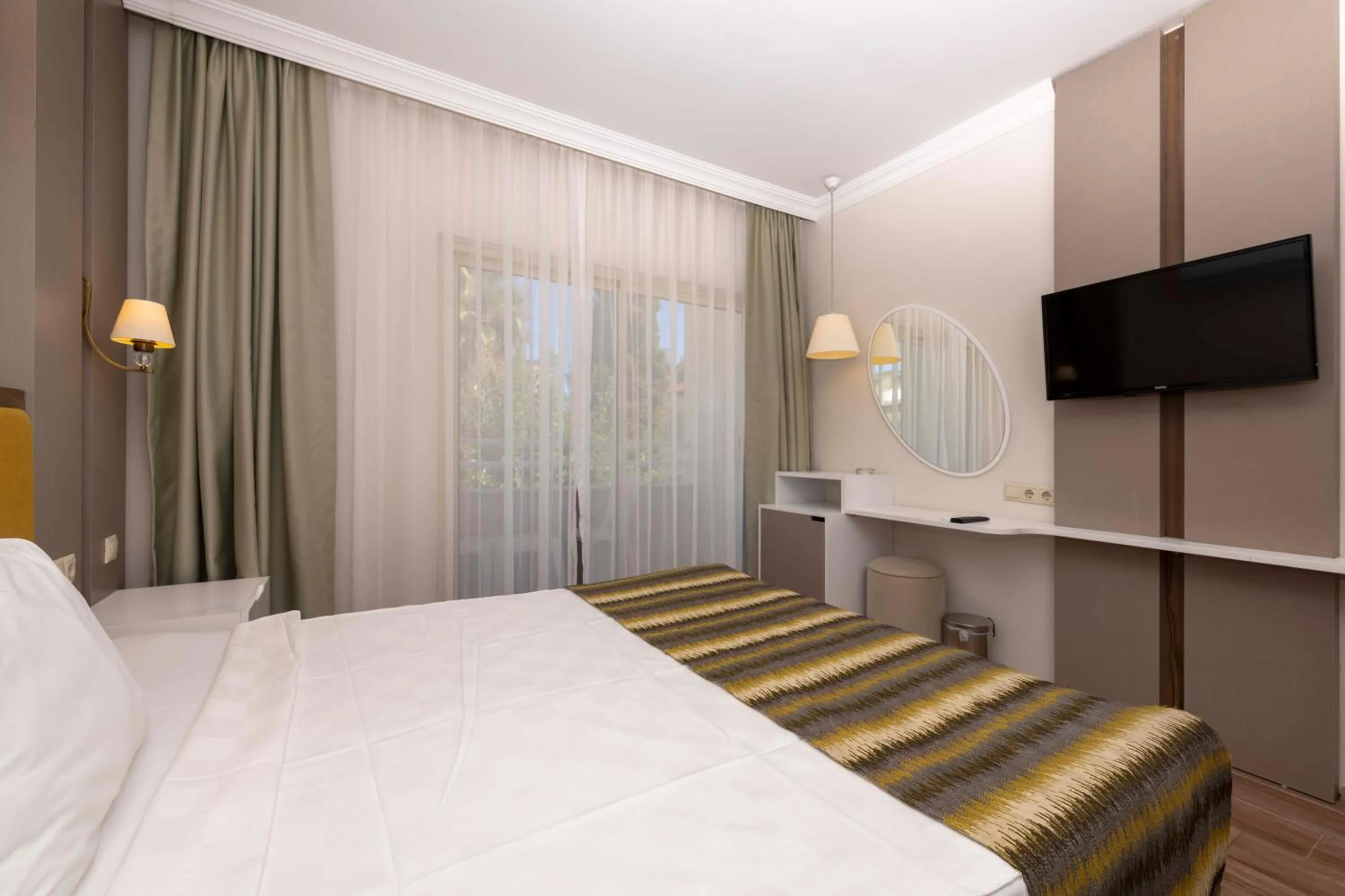 Gül Resort - Triple Room (Annex) in Armas Gul Beach