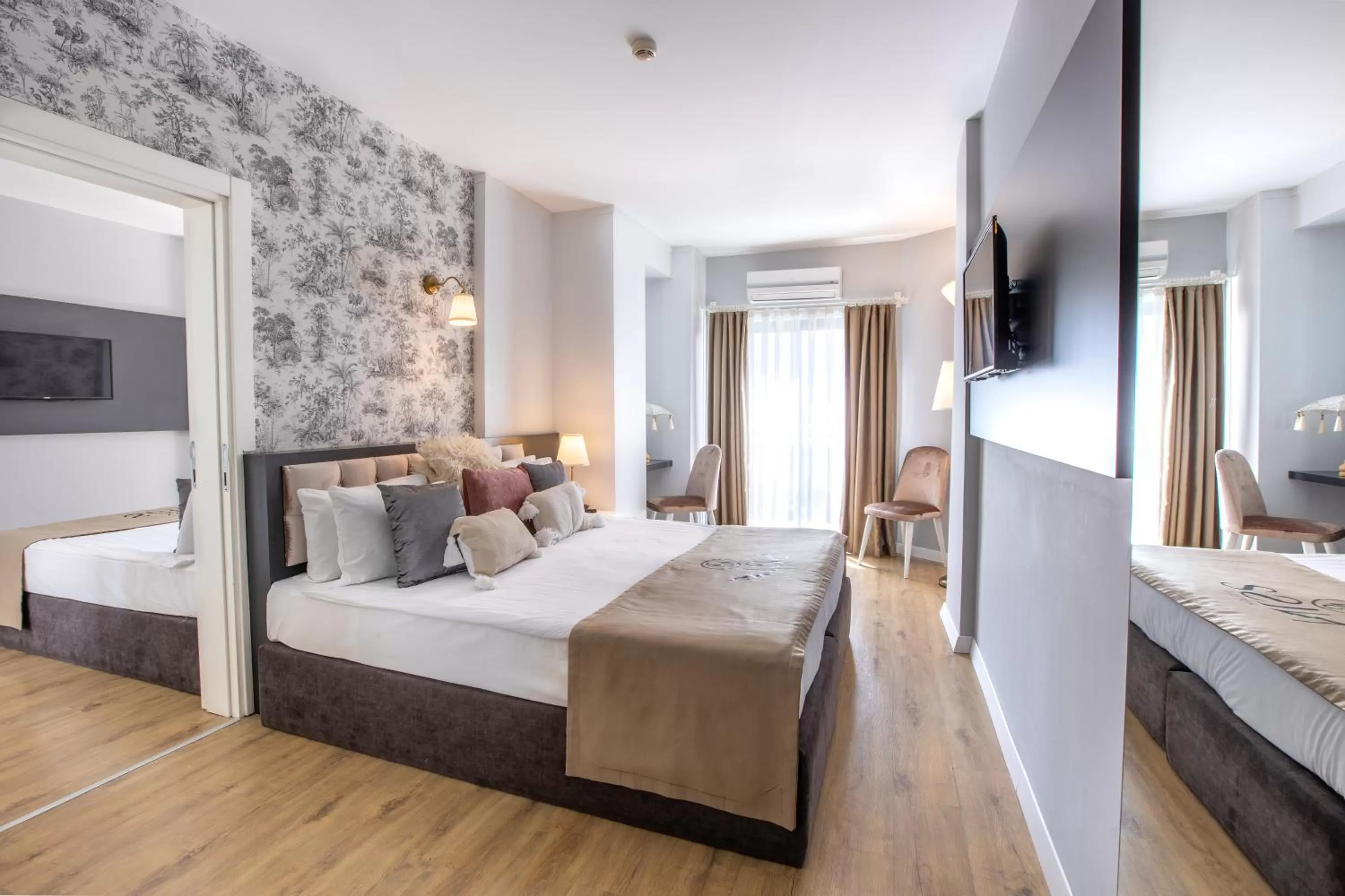 Bed in Niss Lara Hotel