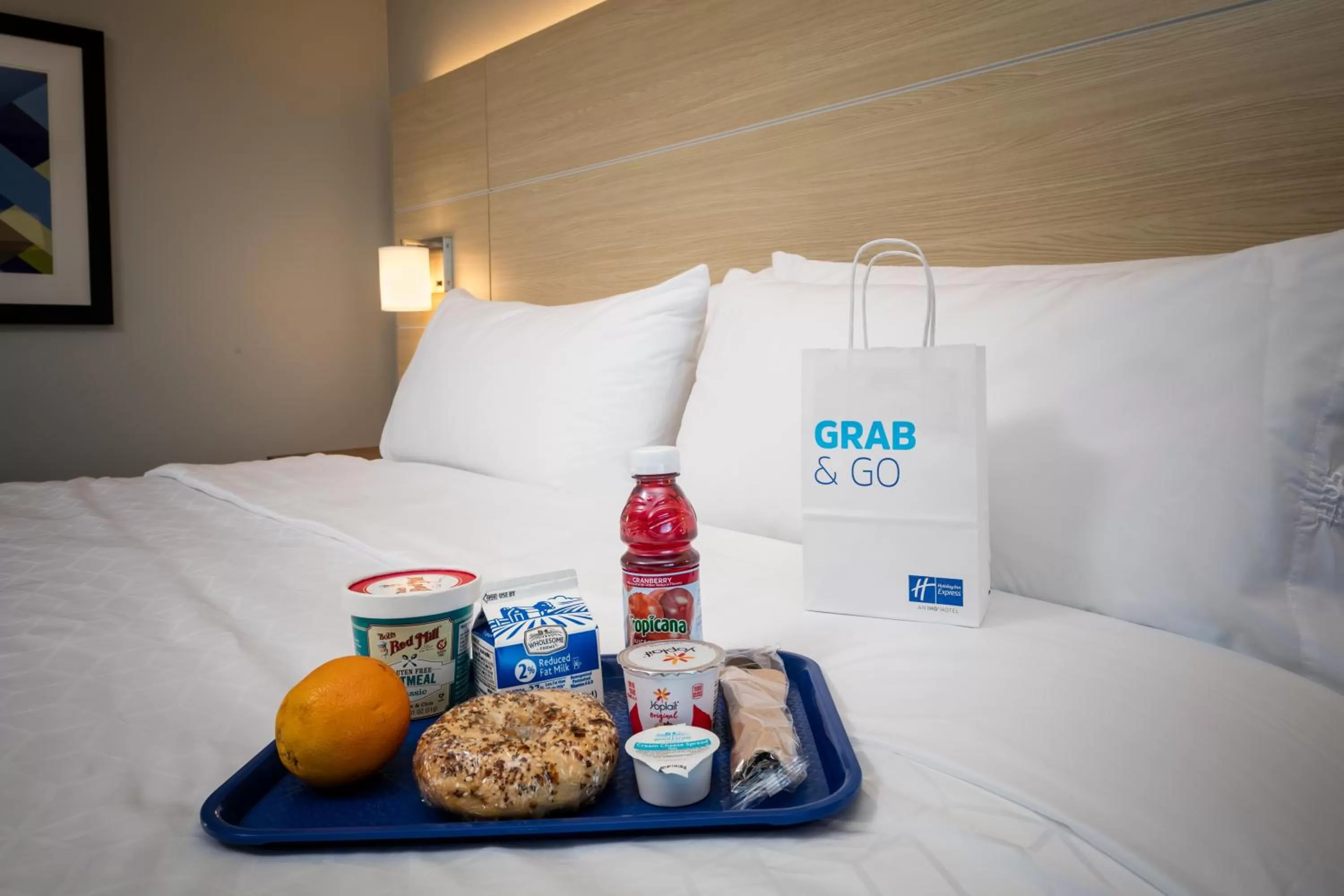 Bed in Holiday Inn Express & Suites - Bend South by IHG