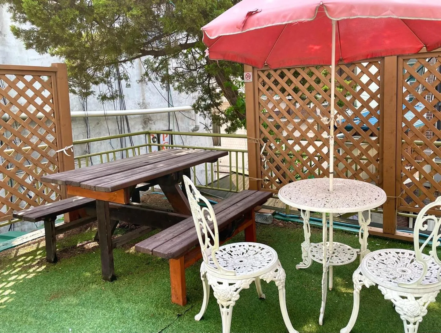 Balcony/Terrace in Jeong House