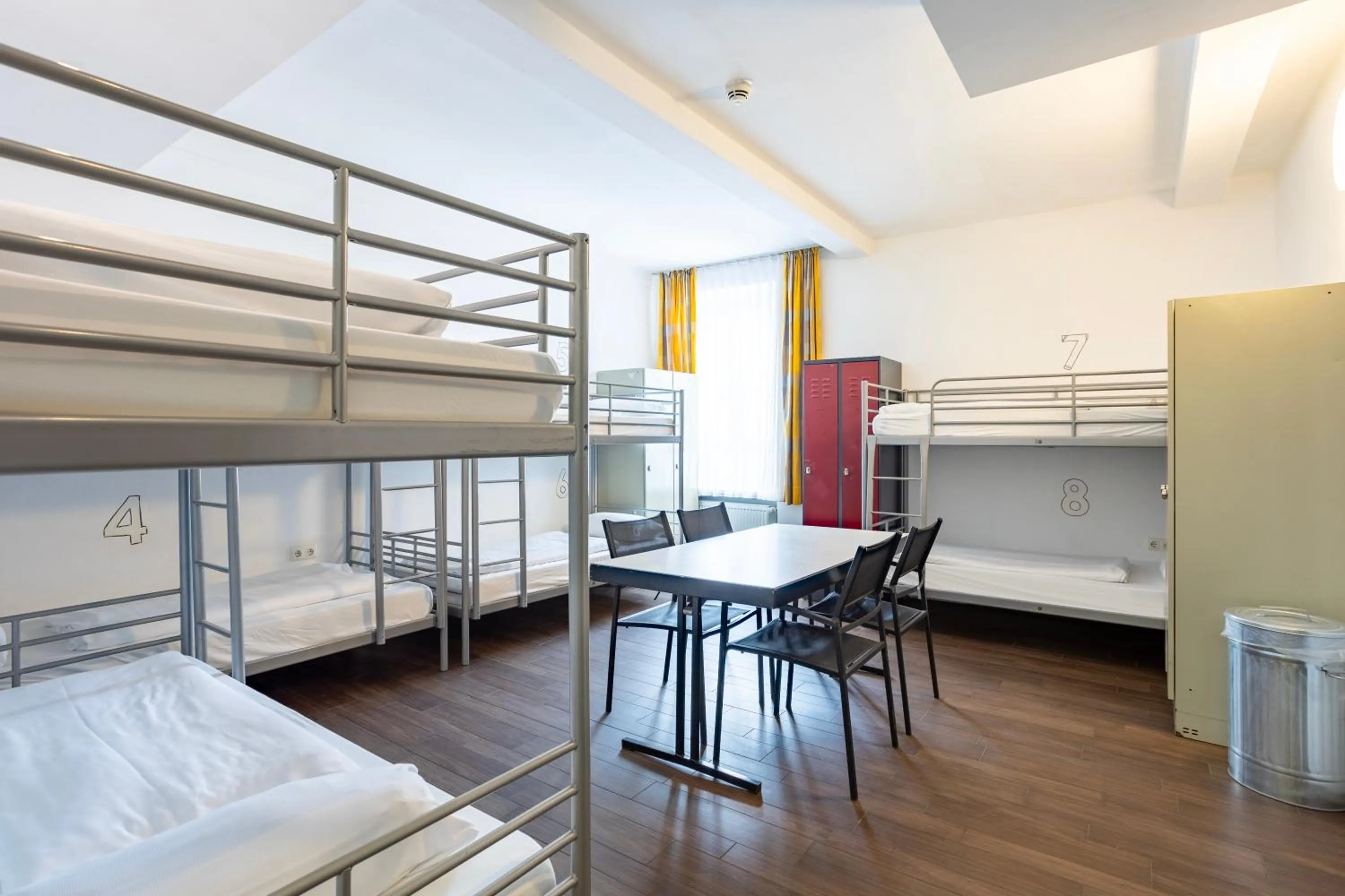 Bed in Jaeger´s Munich (Hotel/Hostel)