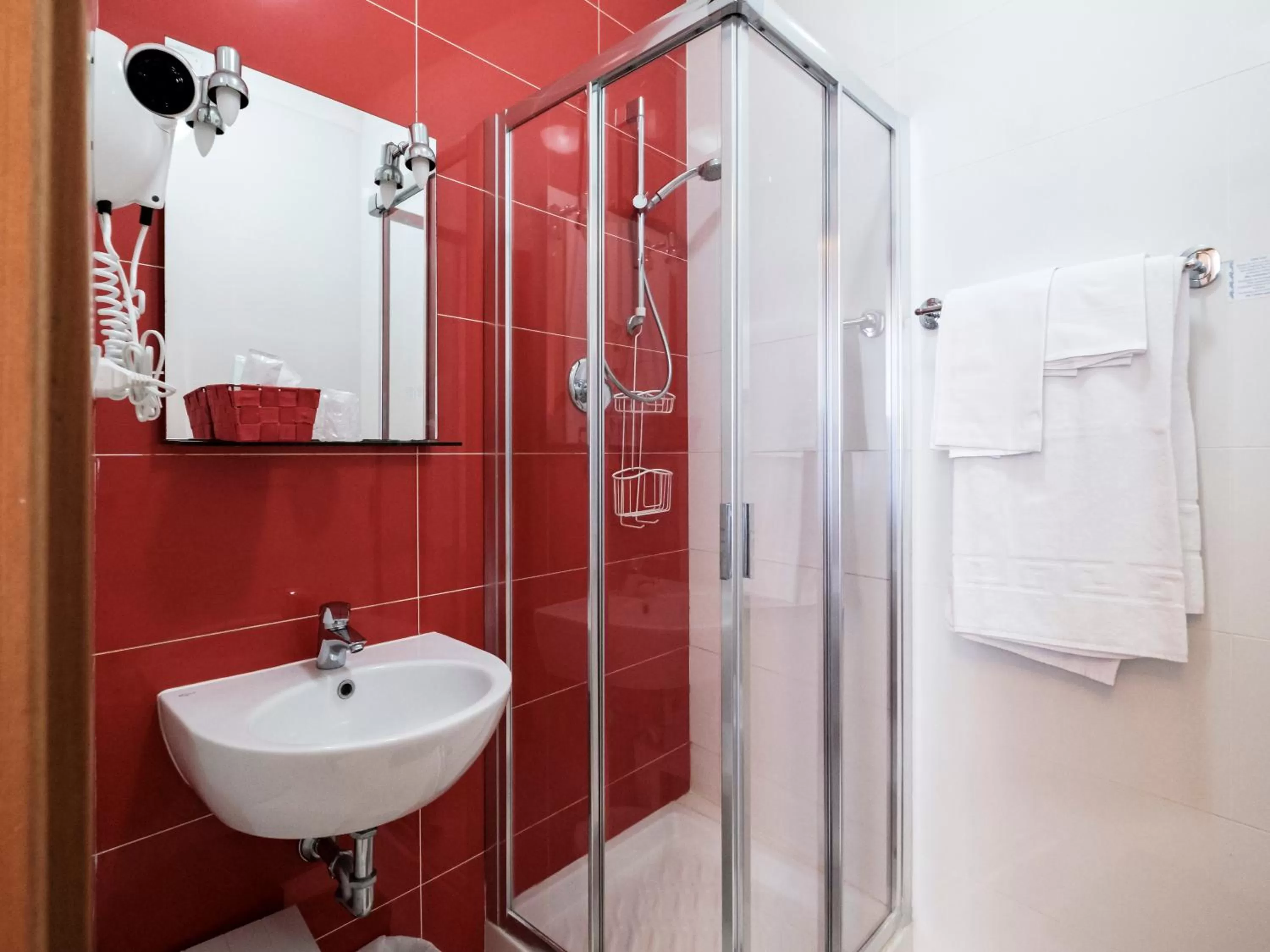 Bathroom in Hotel Accademia