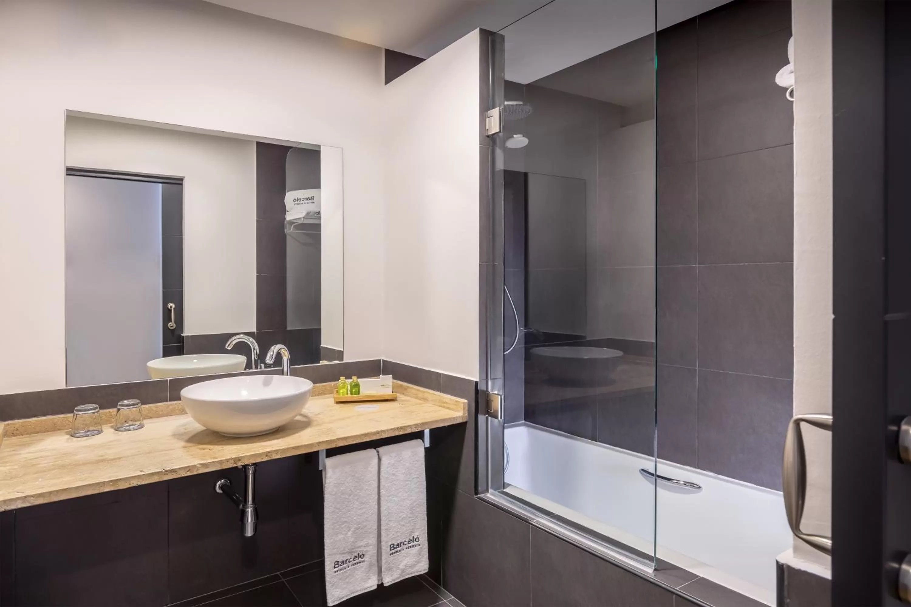 Bathroom in Barceló Aracena & Spa