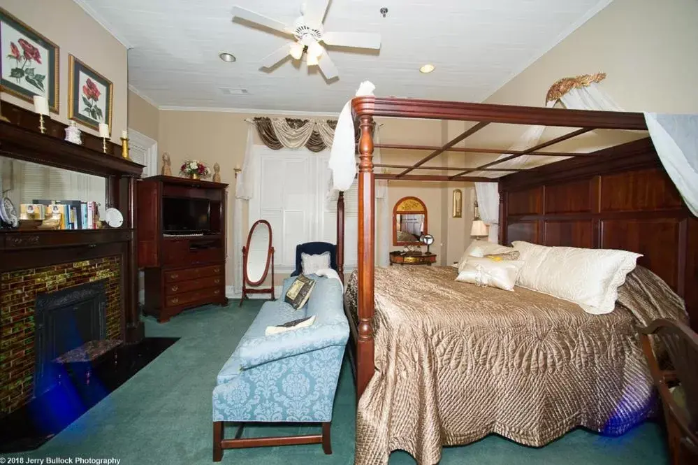 Suite in Page House Bed & Breakfast Suite in Page House Bed & Breakfast