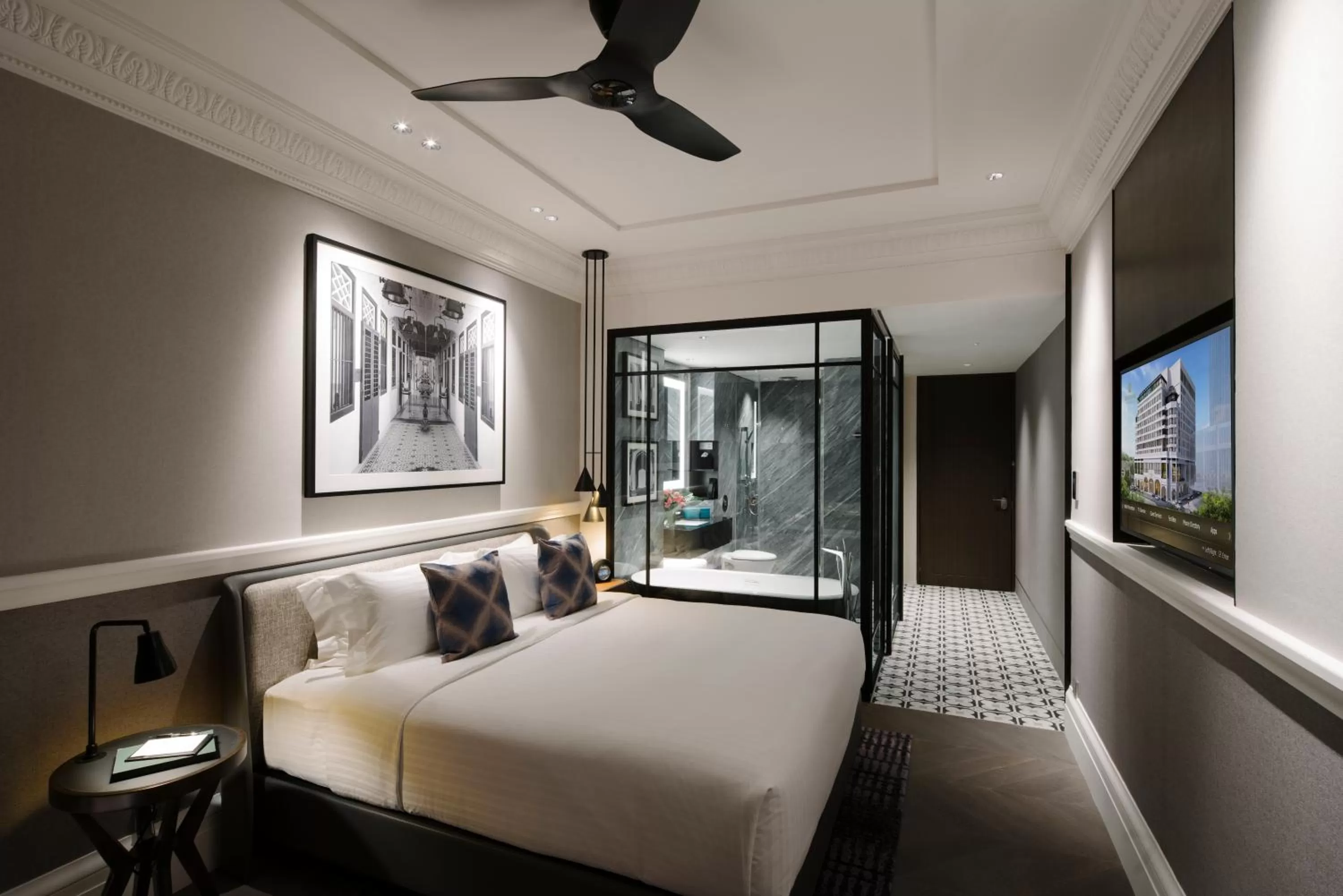 Bed in Grand Park City Hall