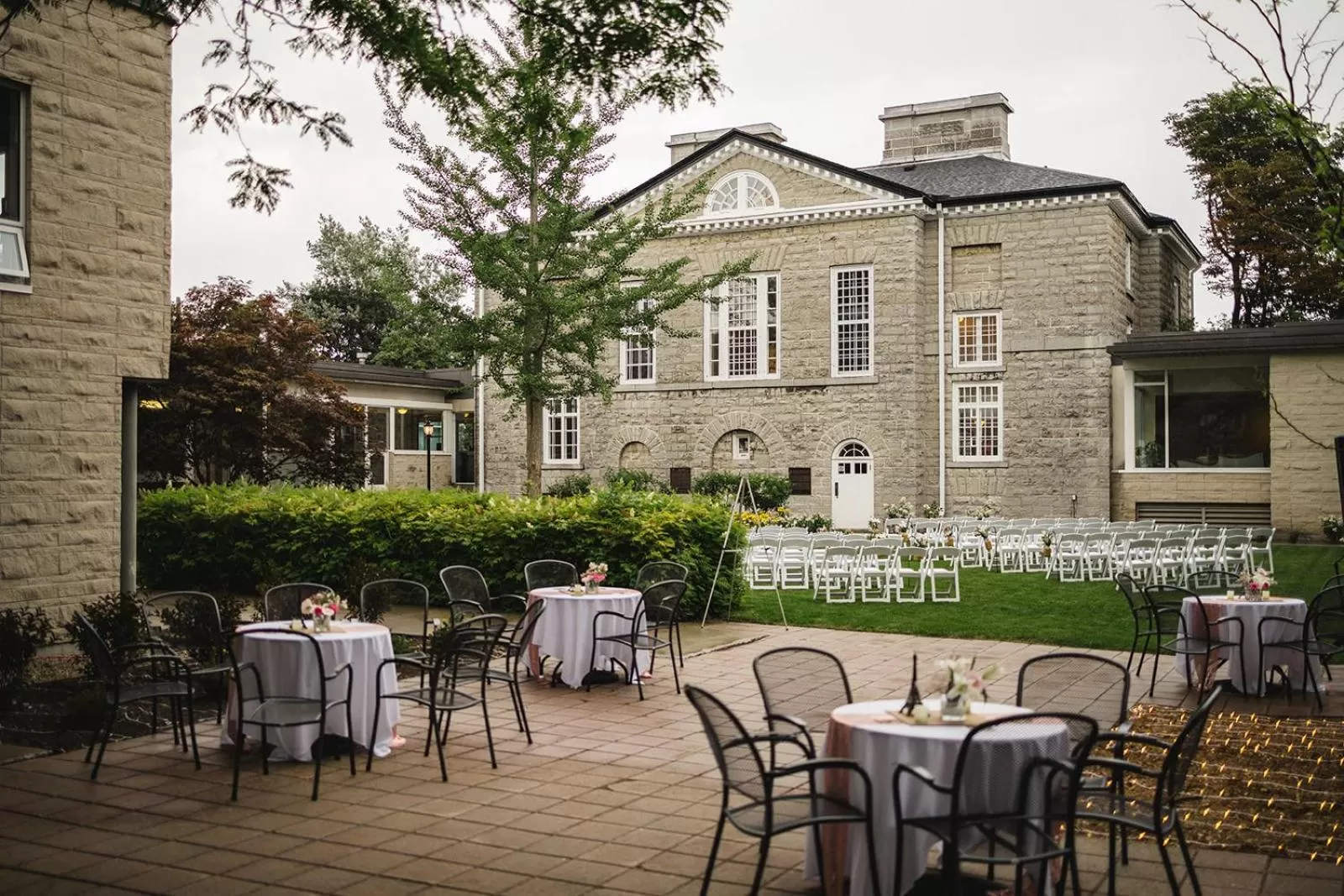 Patio in Donald Gordon Hotel and Conference Centre