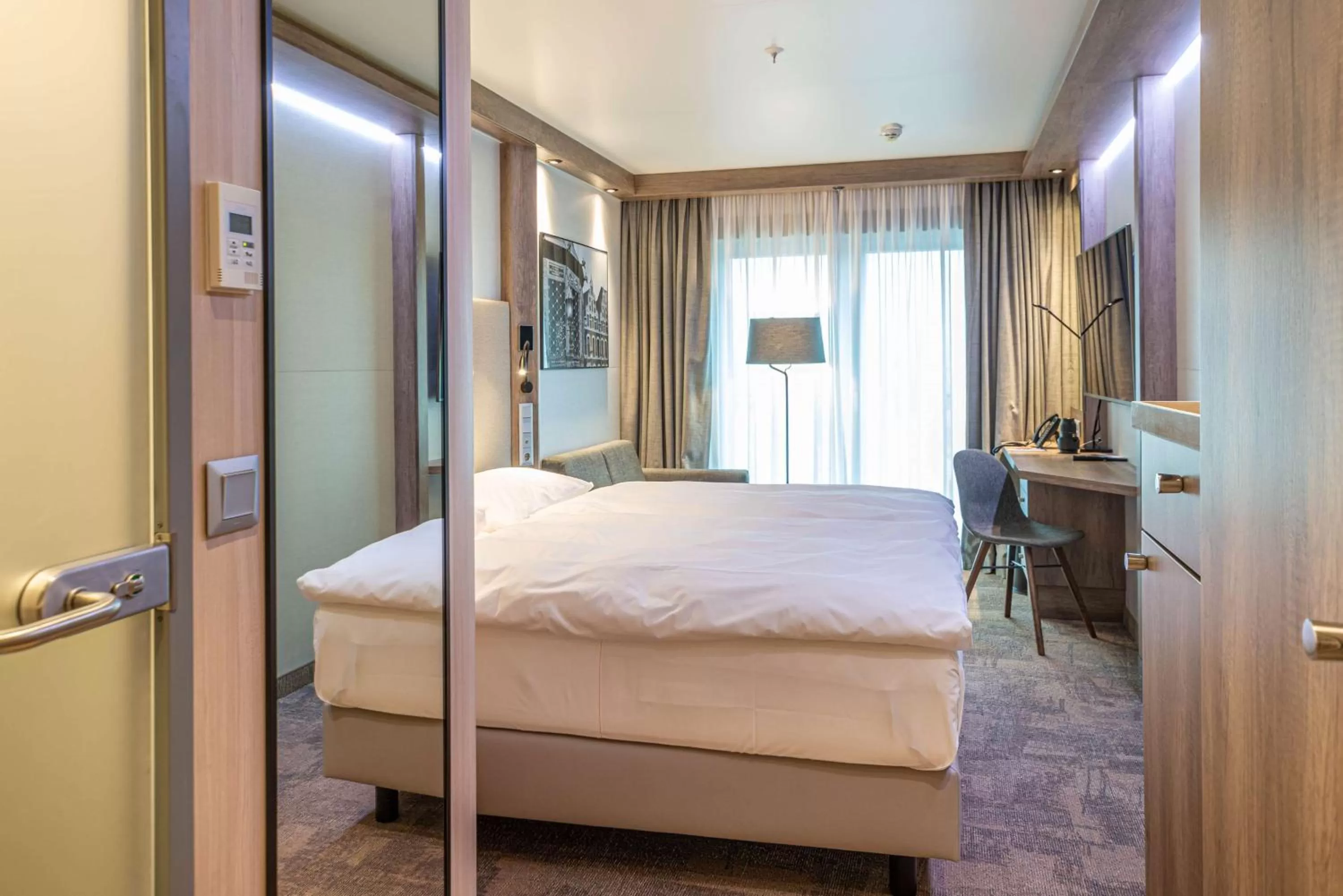 Bed in Park Inn By Radisson Wismar