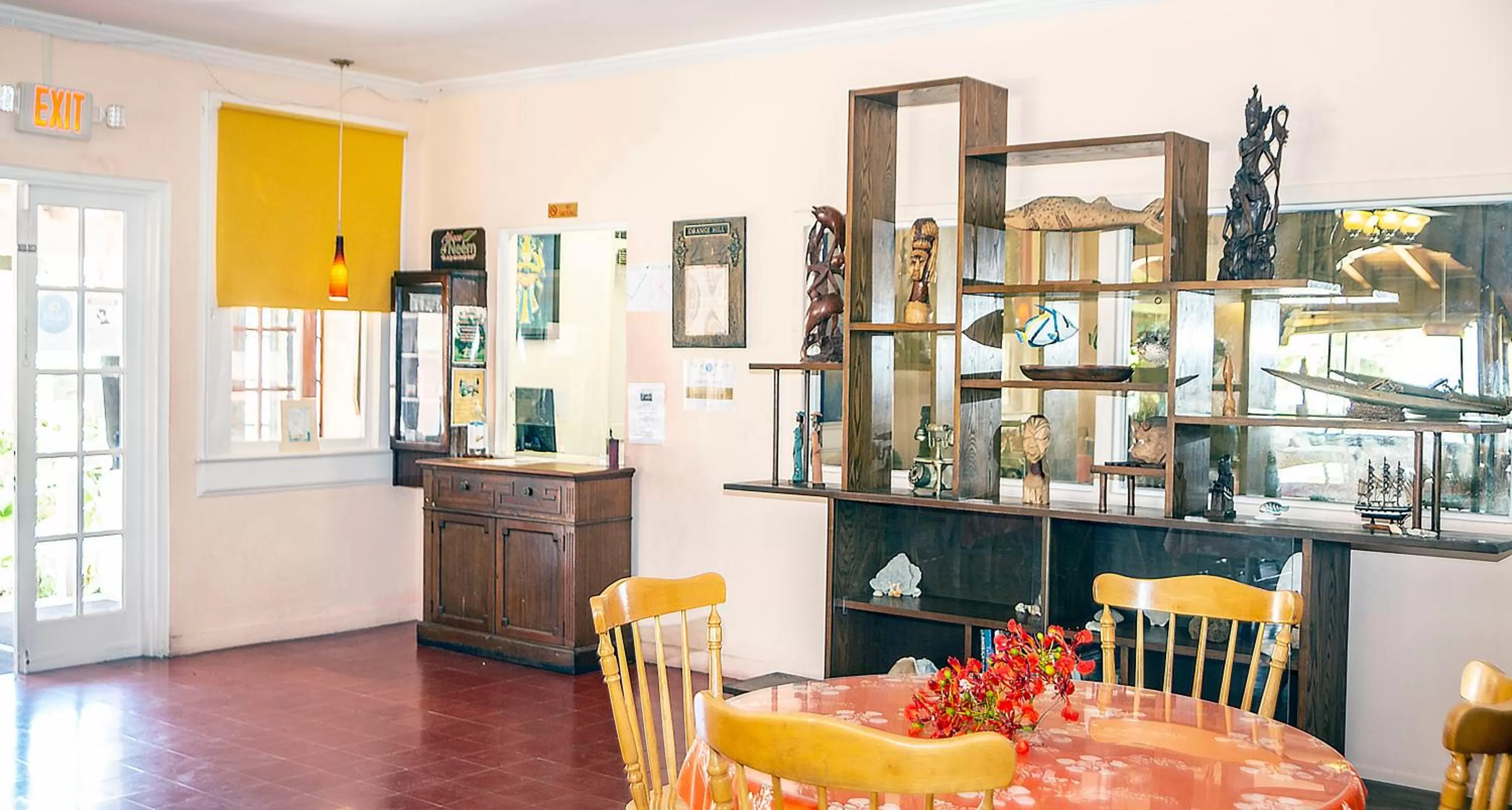 Lobby or reception in Orange Hill Beach Inn