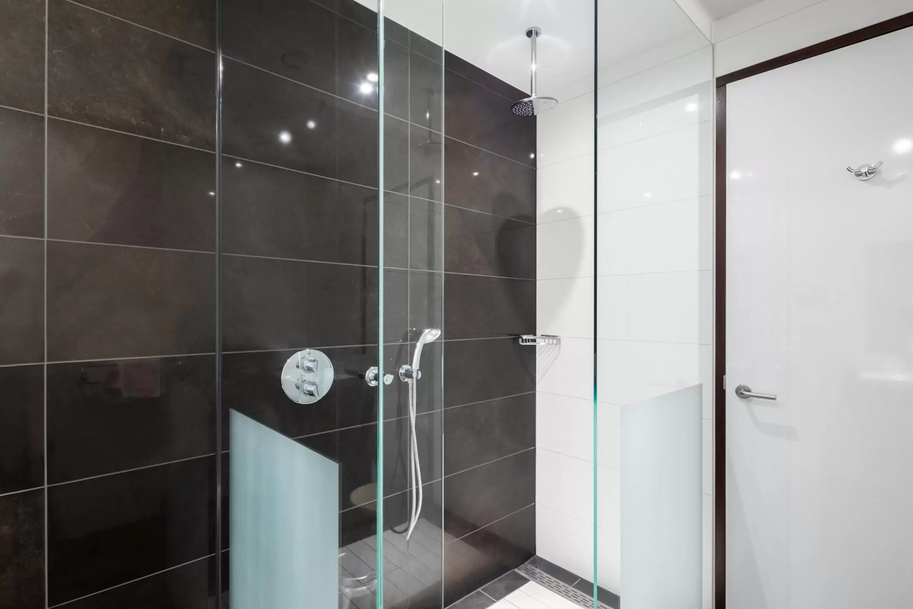 Standard Twin Room in Hotel Duiven bij Arnhem A12 Standard Twin Room in Hotel Duiven bij Arnhem A12