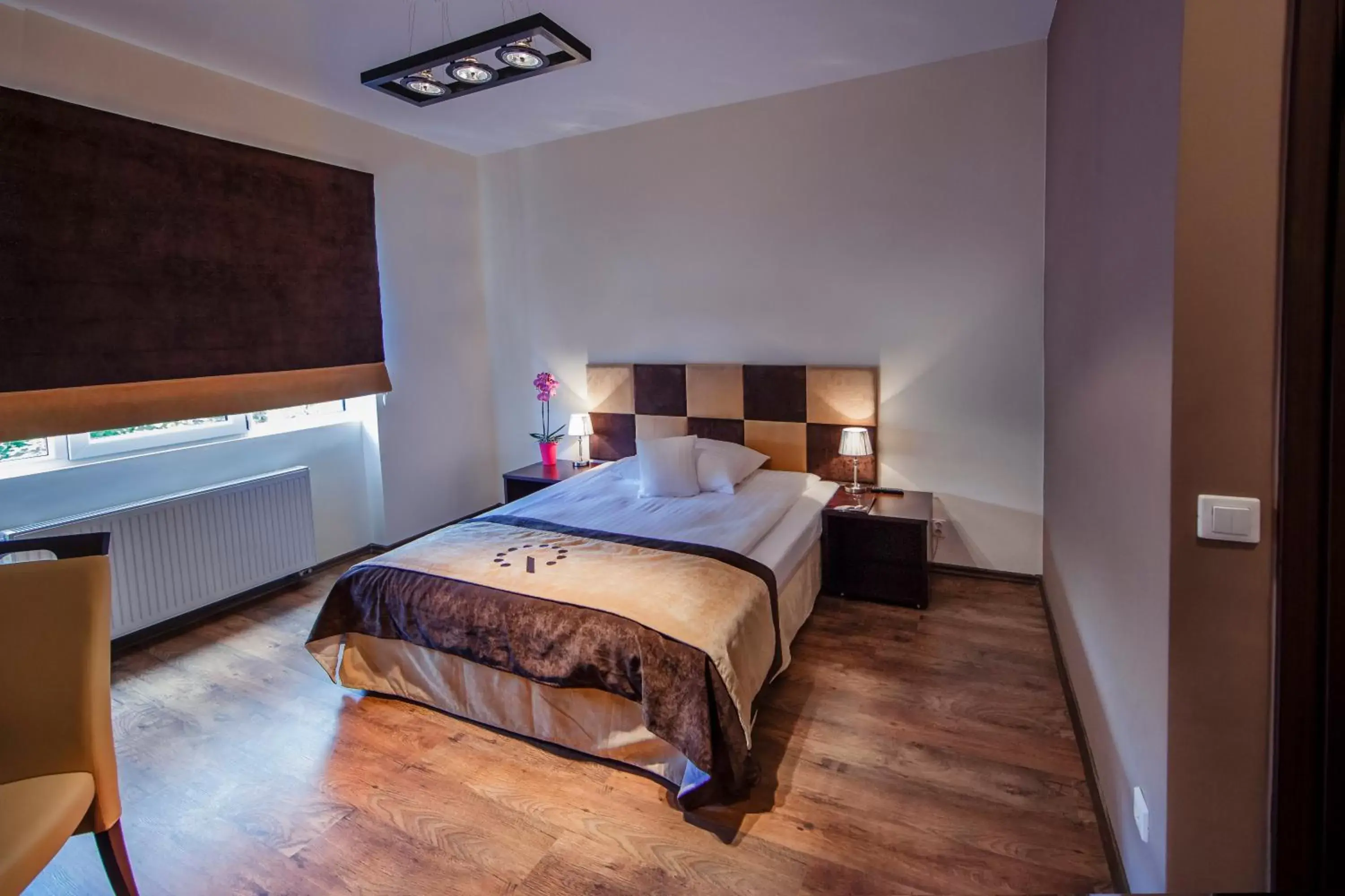 Queen Room in Boutique Hotel's Bytom Queen Room in Boutique Hotel's Bytom