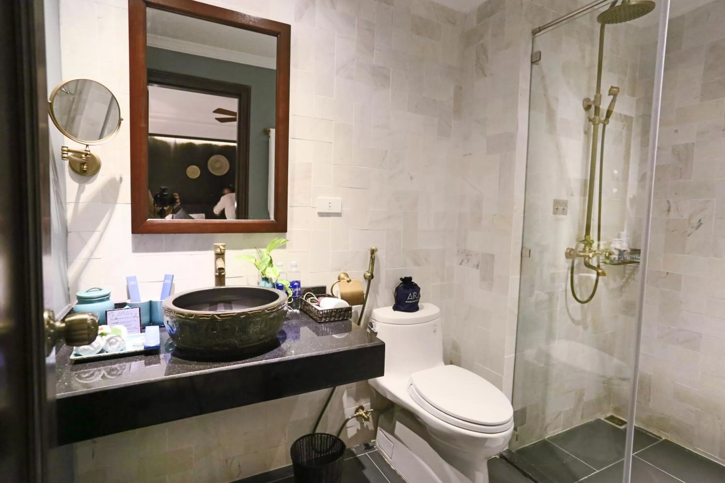 Shower in AIRA Boutique Hoi An Hotel & Spa