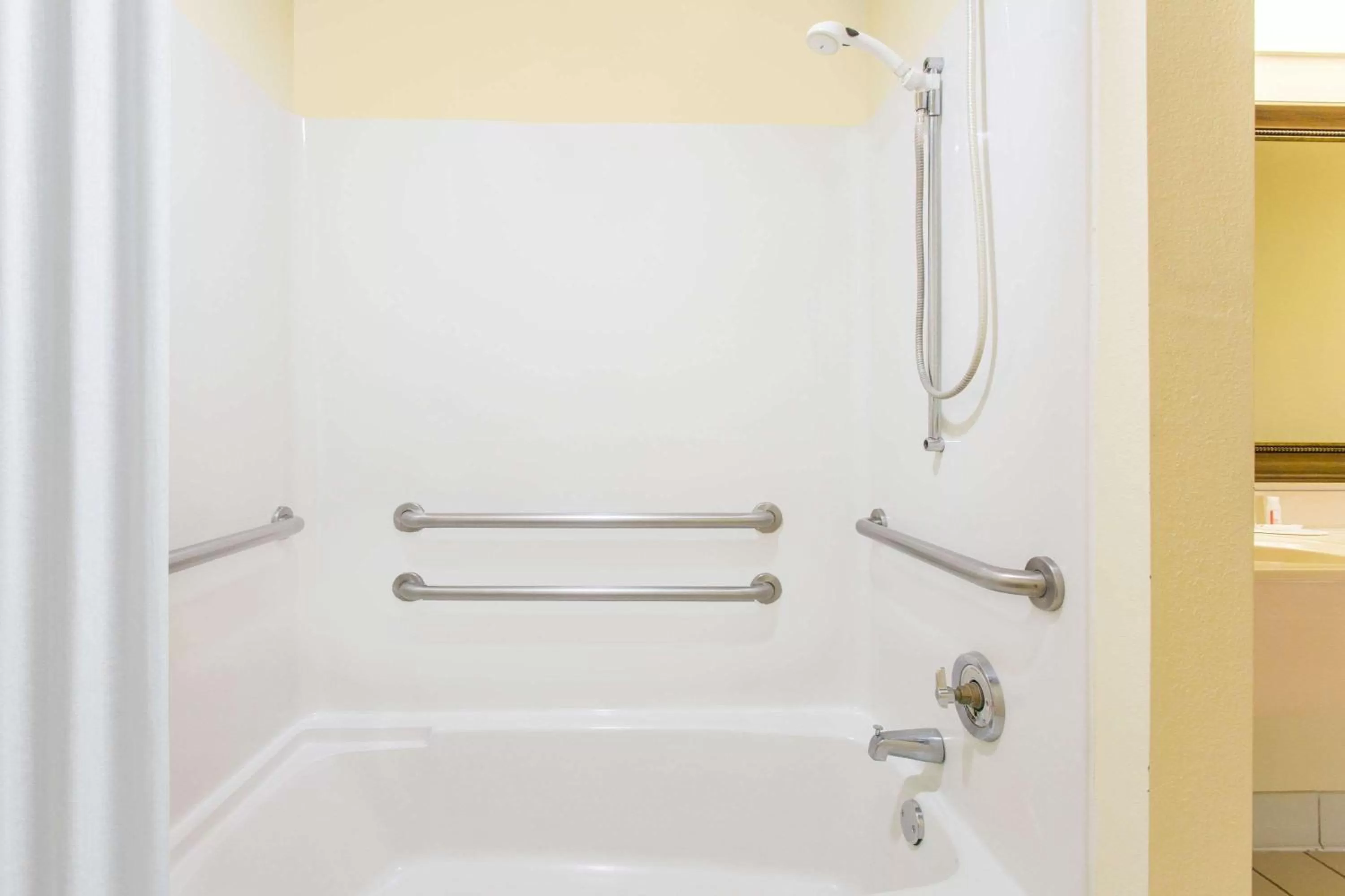 Bathroom in Super 8 by Wyndham Dublin