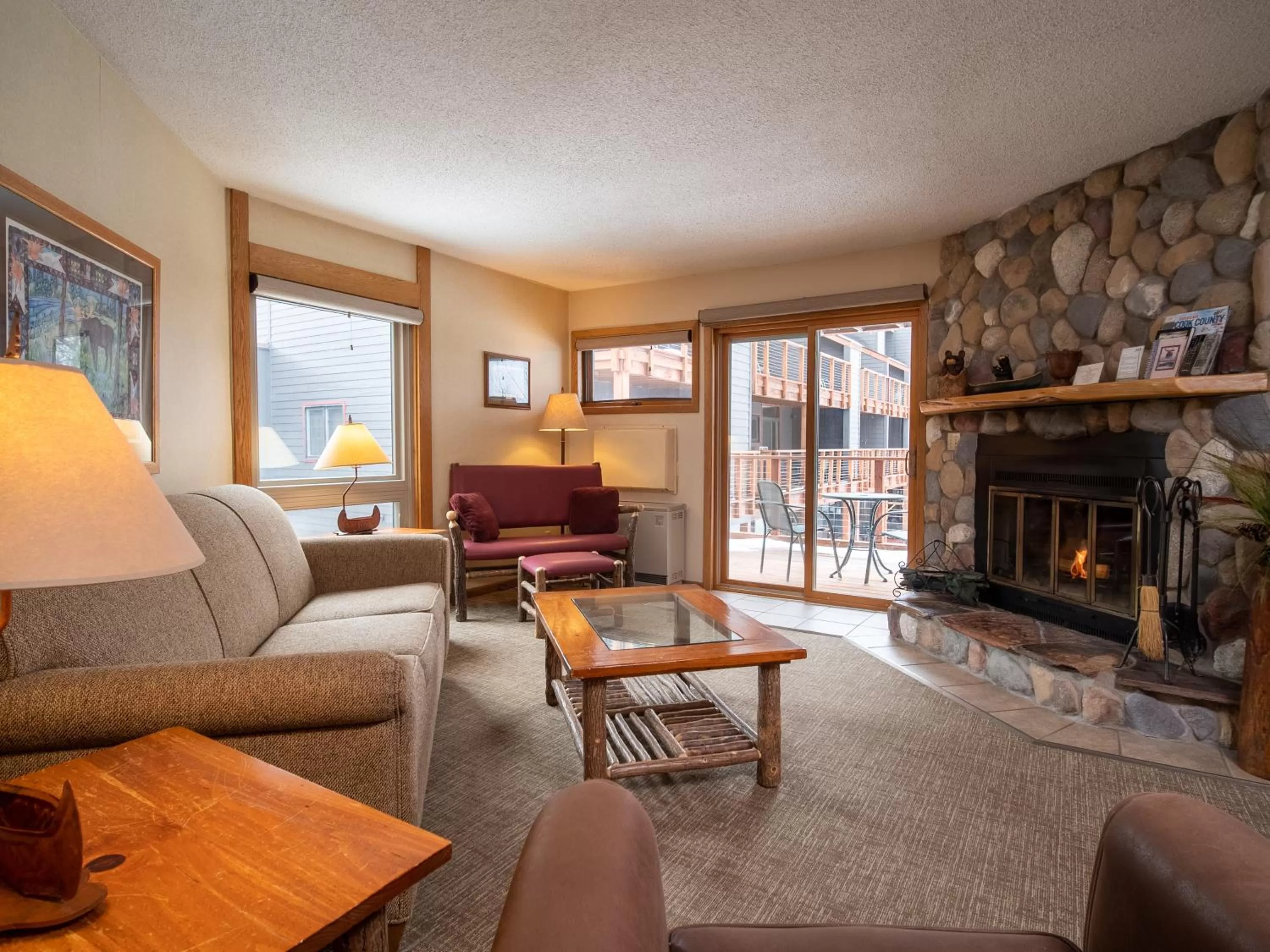 Living room, Seating Area in Caribou Highlands Lodge