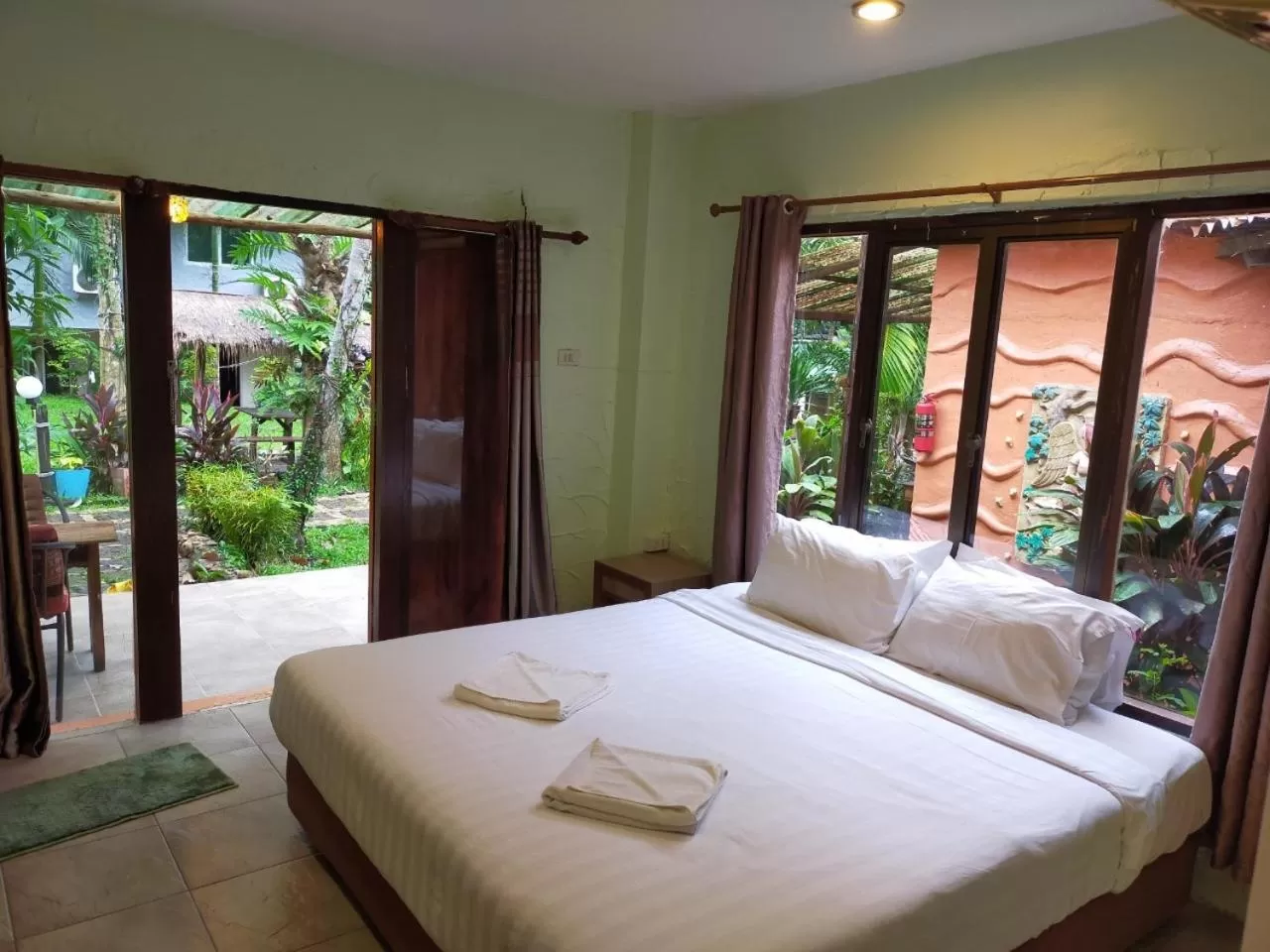 Bedroom, Bed in Sea-Sun Bungalow & Resort