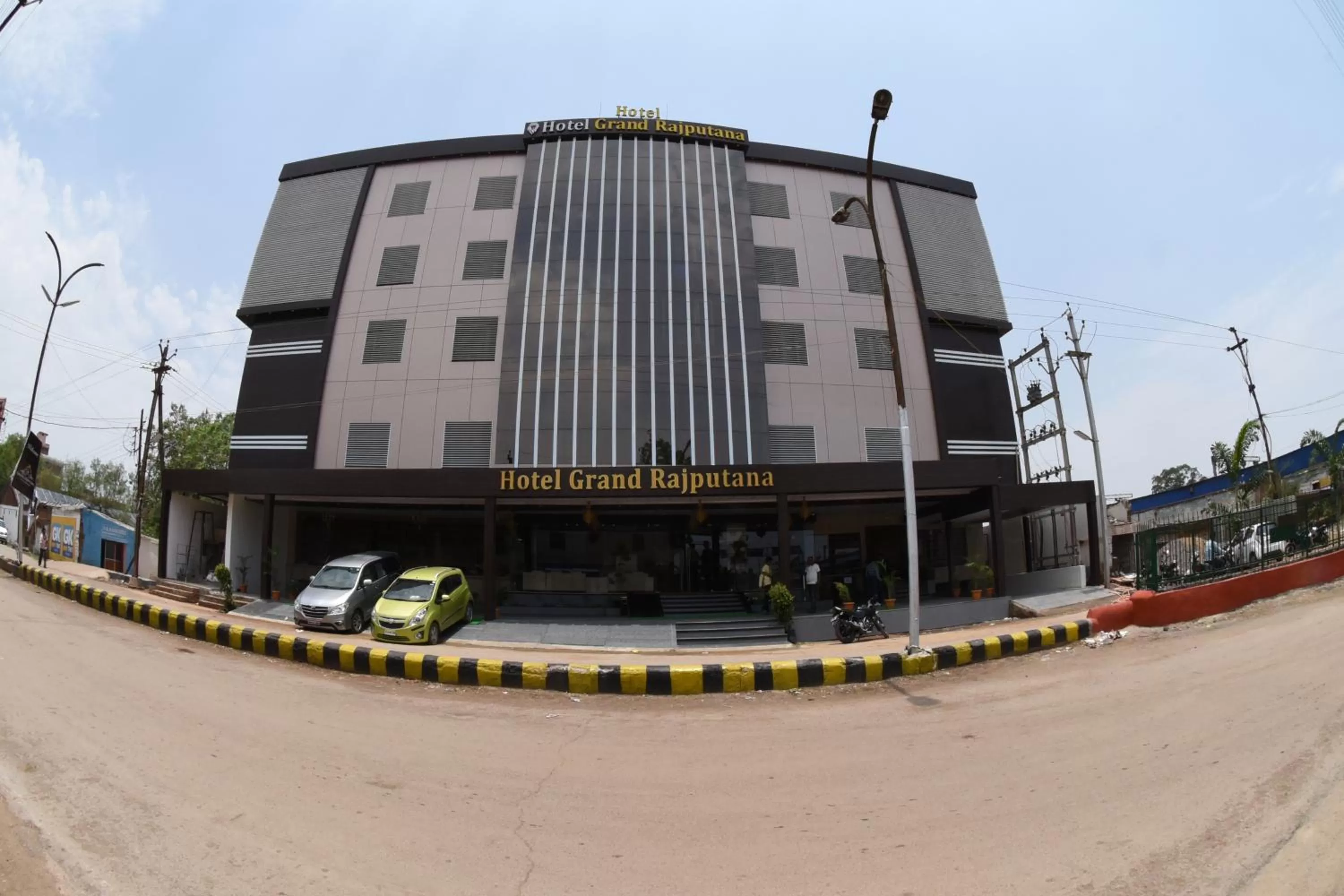 Hotel Grand Rajputana