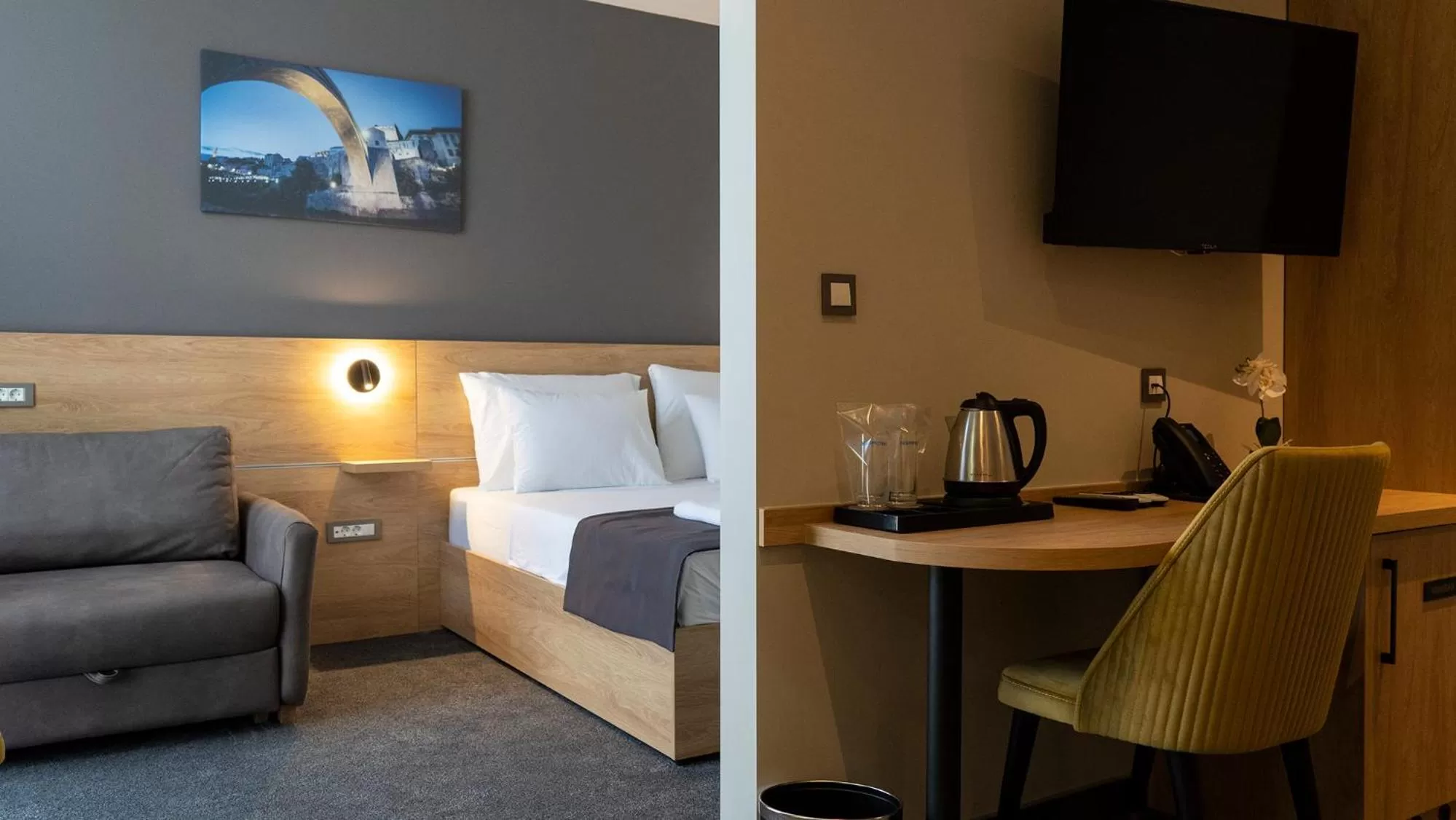 TV and multimedia, Bed in HA Hotel Mostar