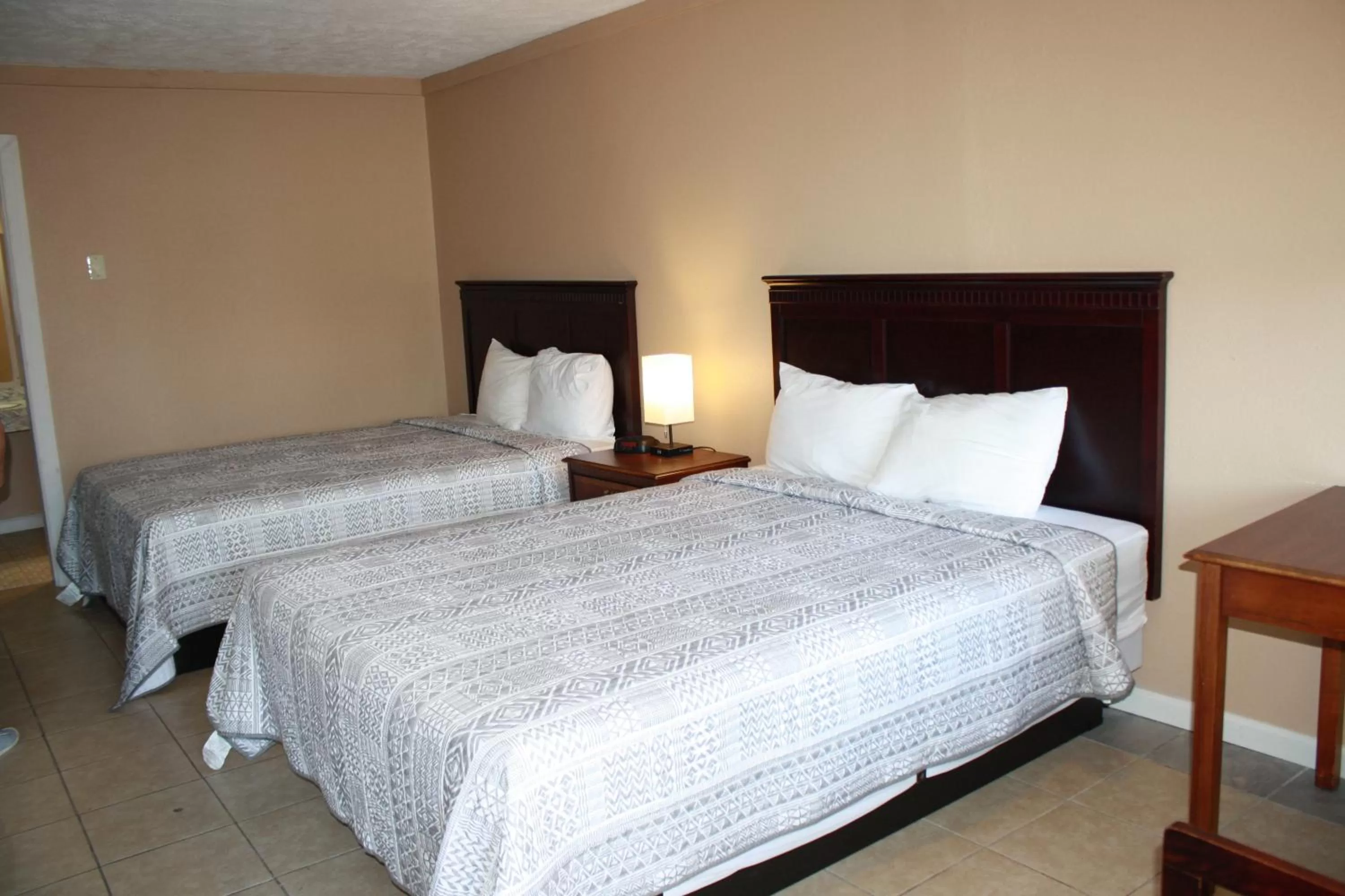 Bed in Rockbridge Inn