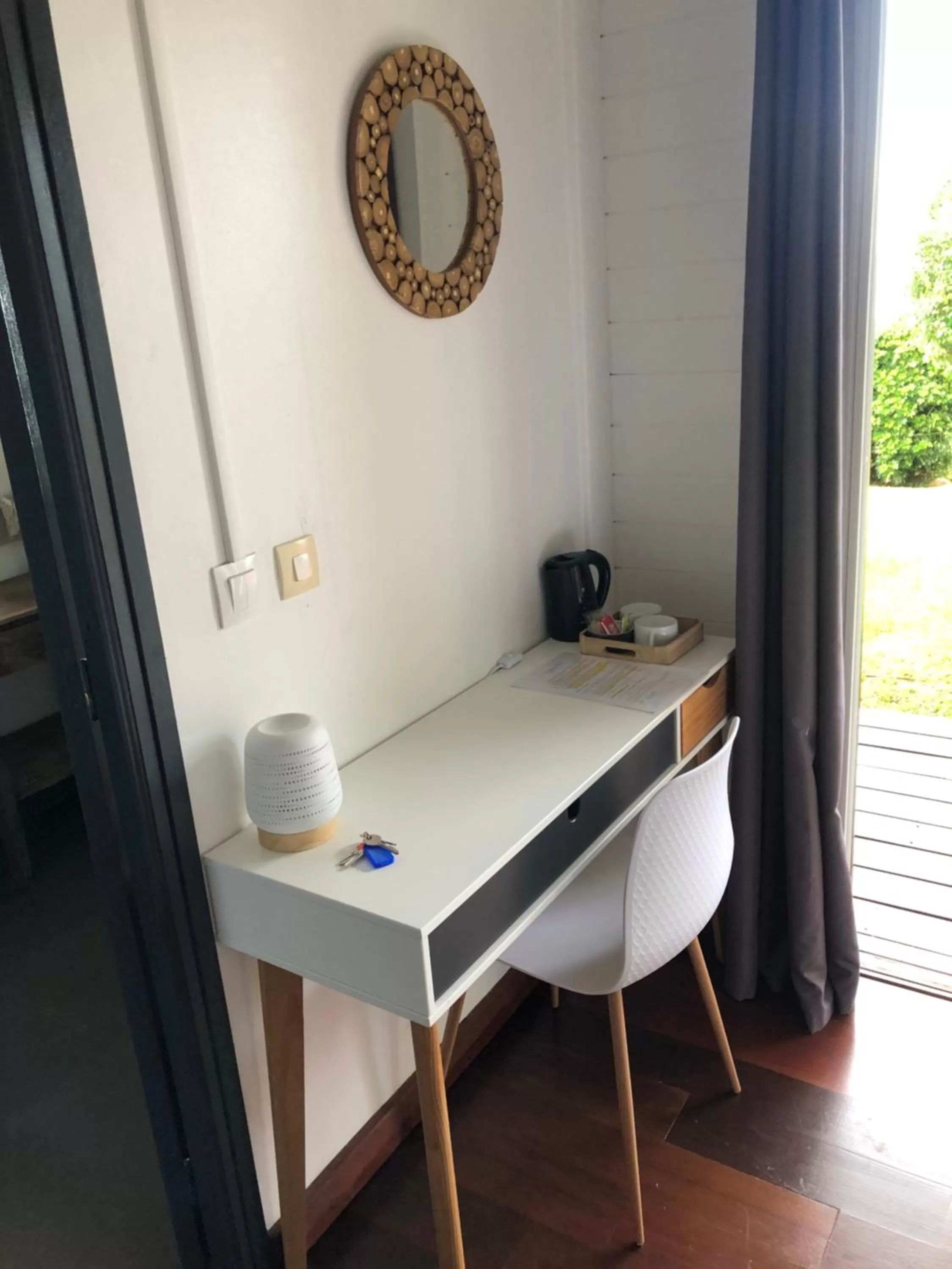 Dining Area in Villa Cajou (Chambre d'hôtes chez l'habitant)