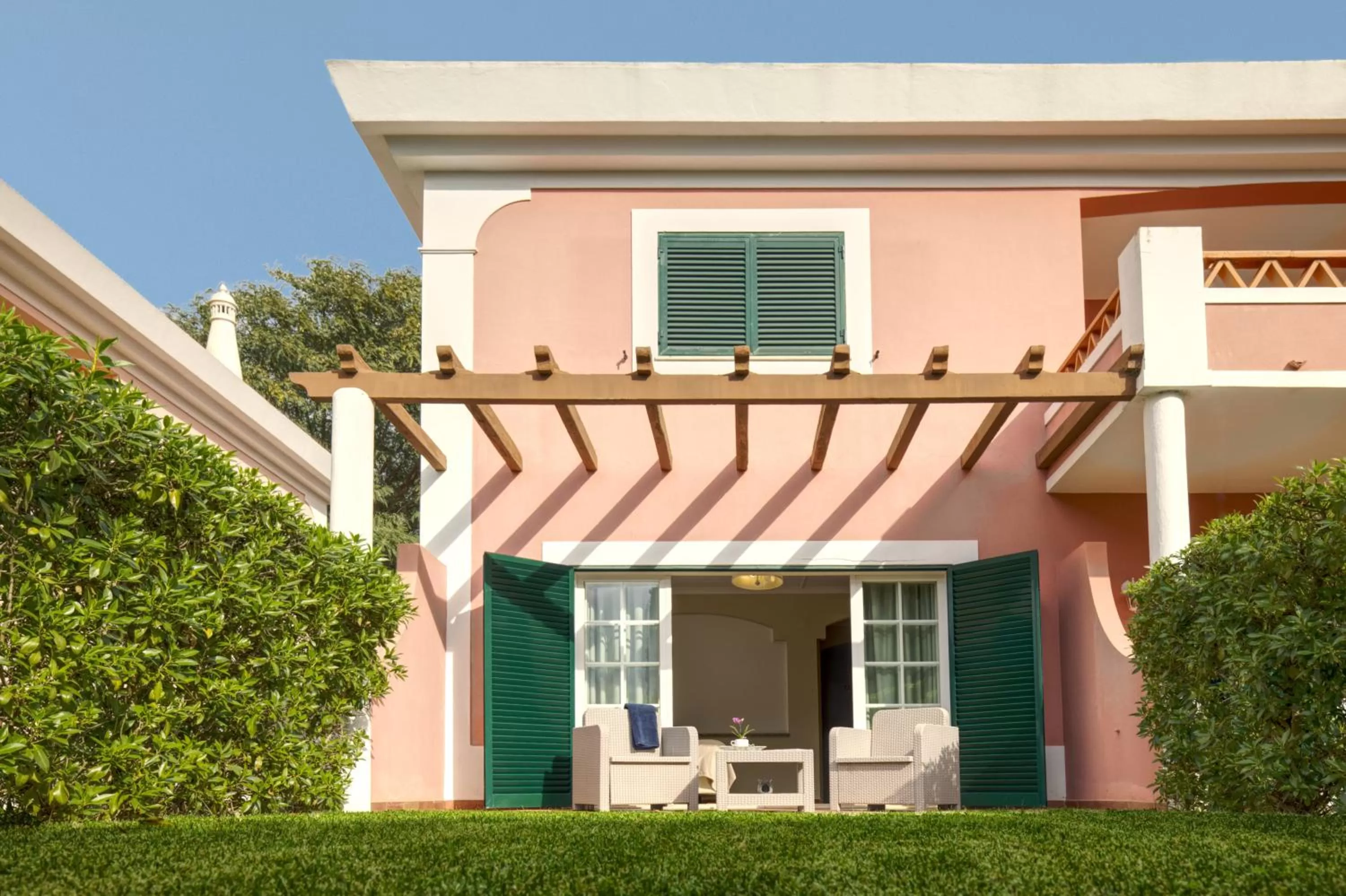 Patio in Cegonha Country Club