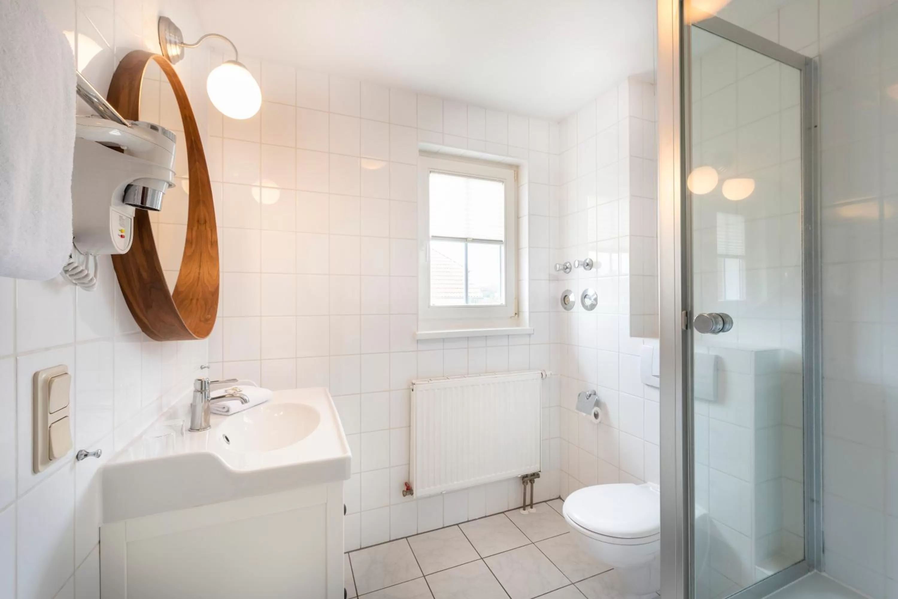 Bathroom in Precise Resort Rügen Apartments & SPLASH Erlebniswelt