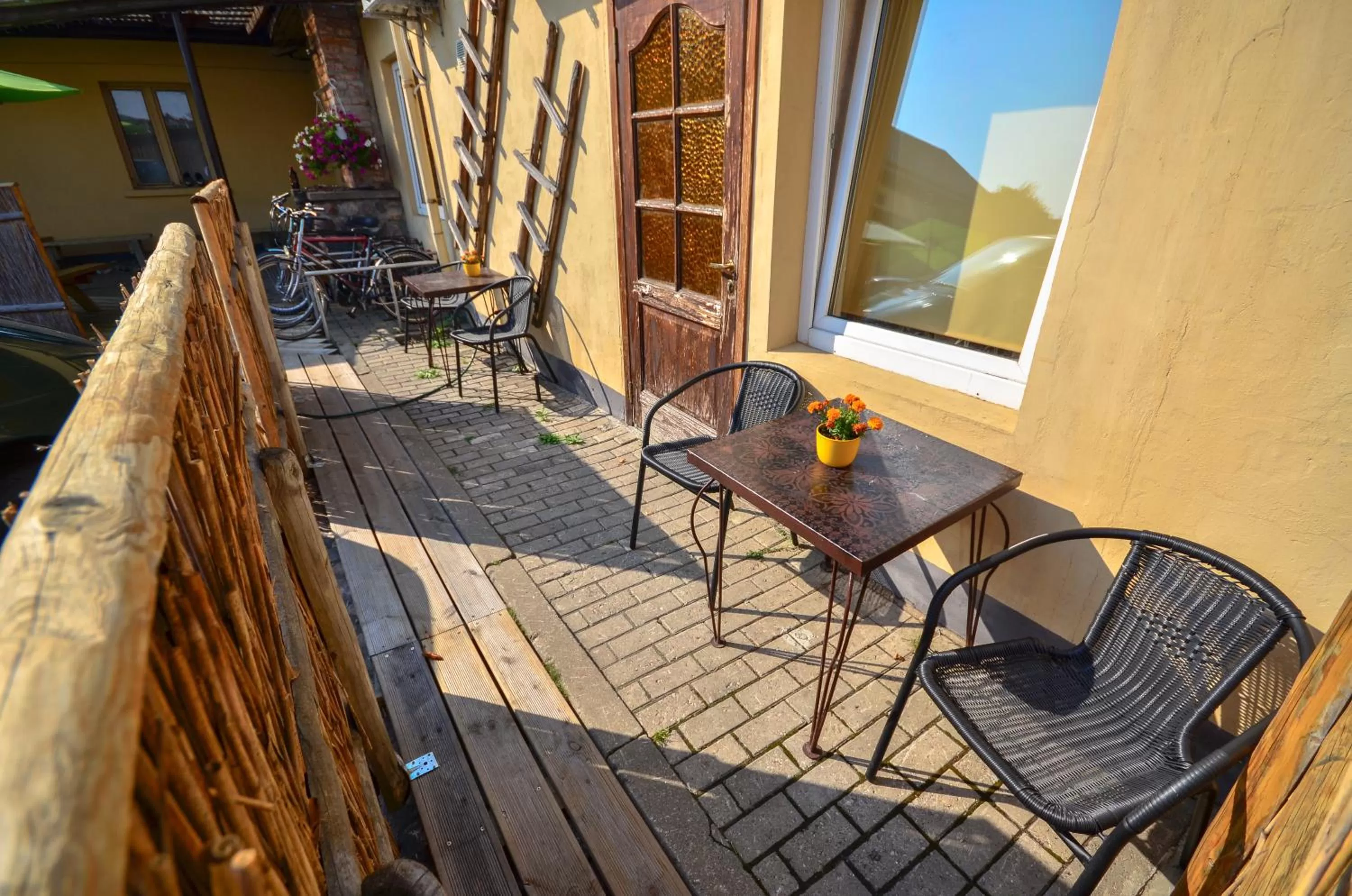 BBQ facilities, Balcony/Terrace in Veldzes Nams