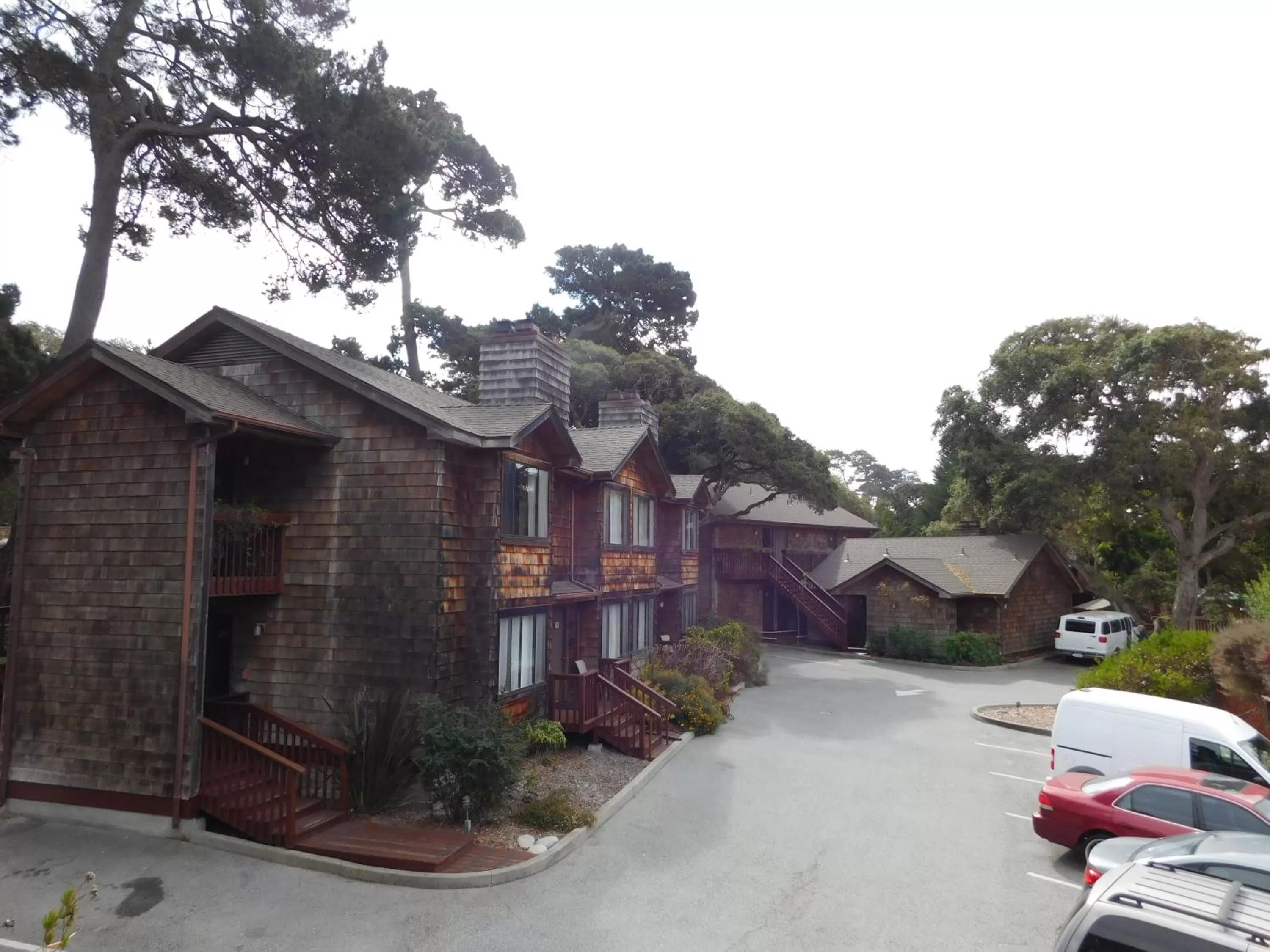 Property building in Pacific Gardens Inn