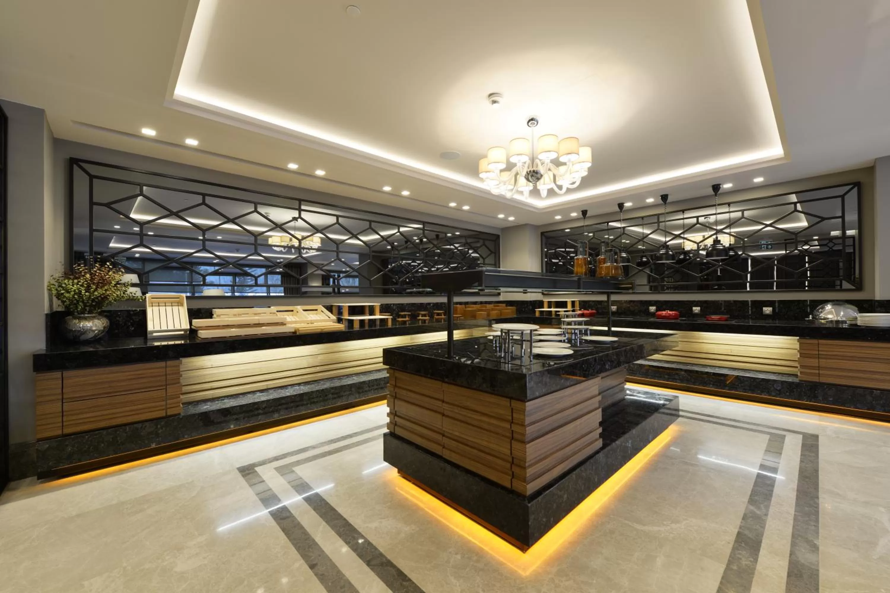 Restaurant/places to eat in Holiday Inn Bursa - City Centre by IHG