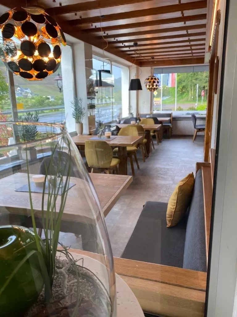 Restaurant/places to eat in Hotel Ostermann