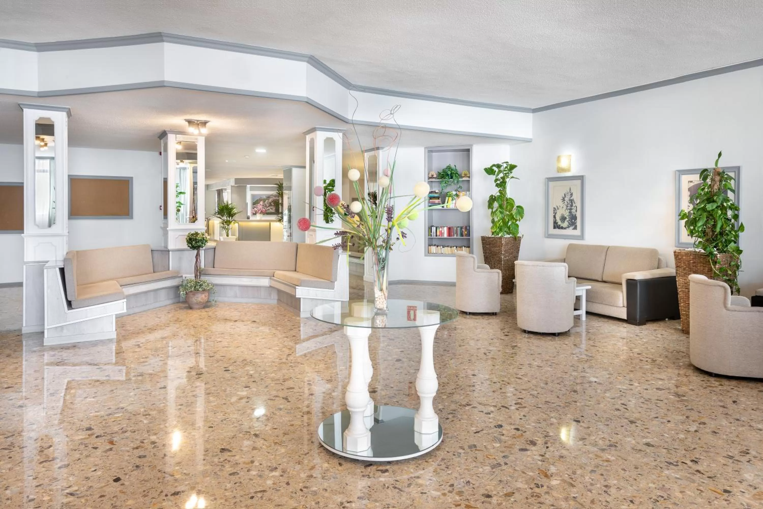 Lobby or reception in Hotel Panoramica Garden