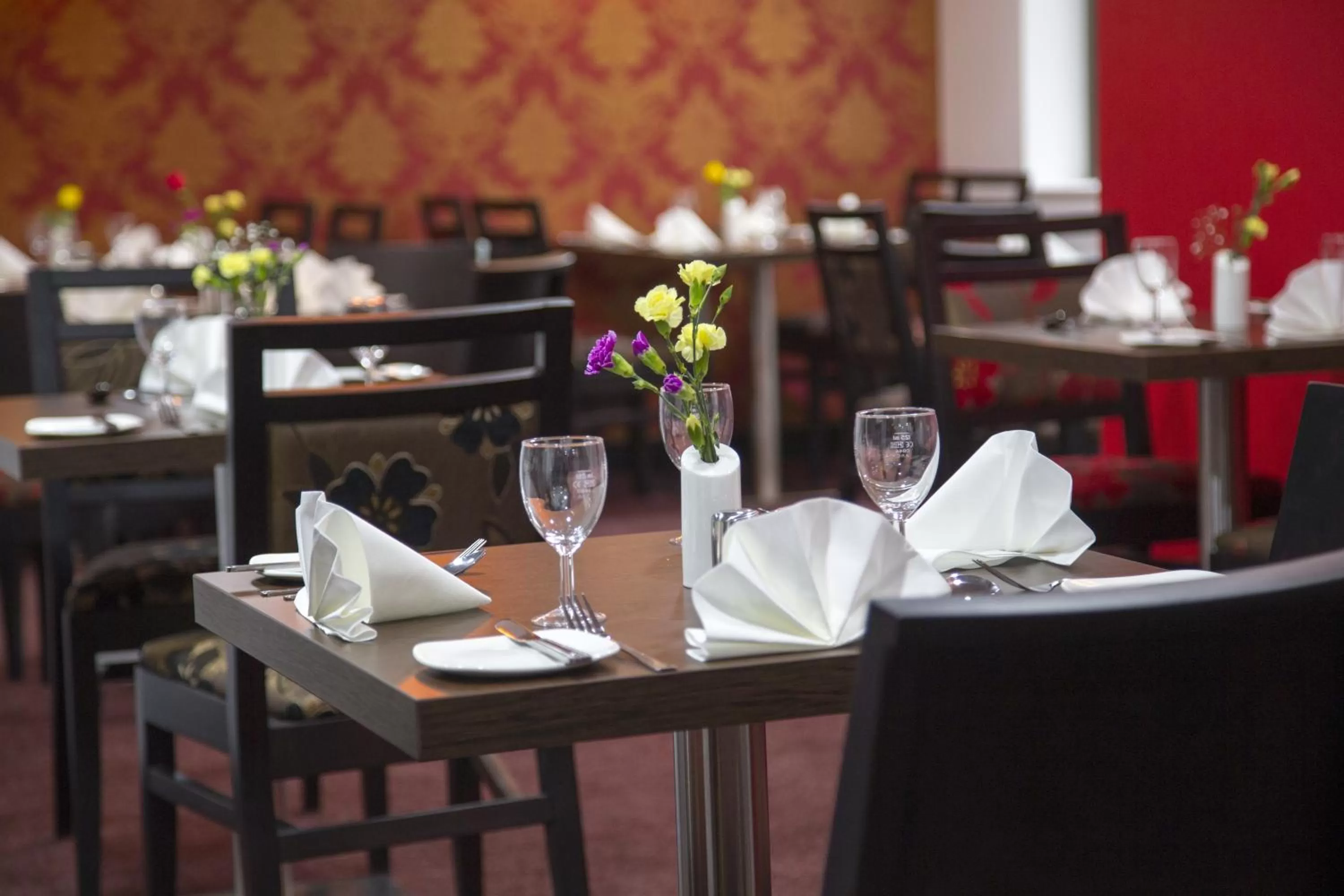 Restaurant/places to eat in Ramada Cambridge