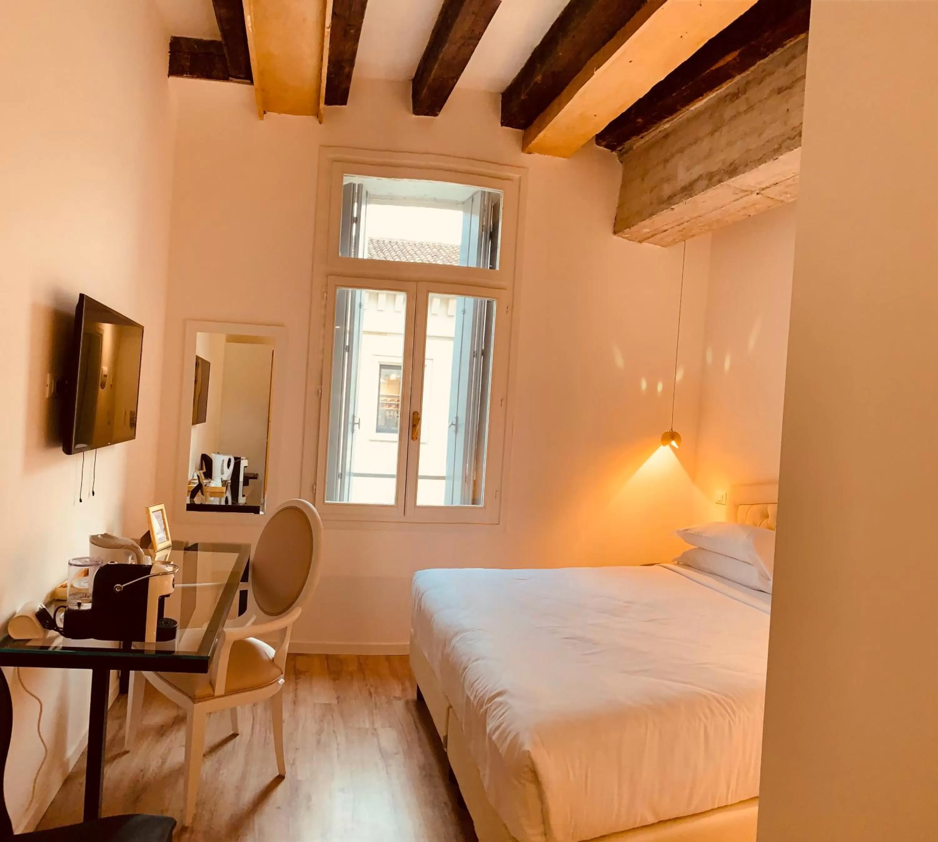 Coffee/tea facilities, Bed in Palazzo Otello 1847 Wellness & Spa